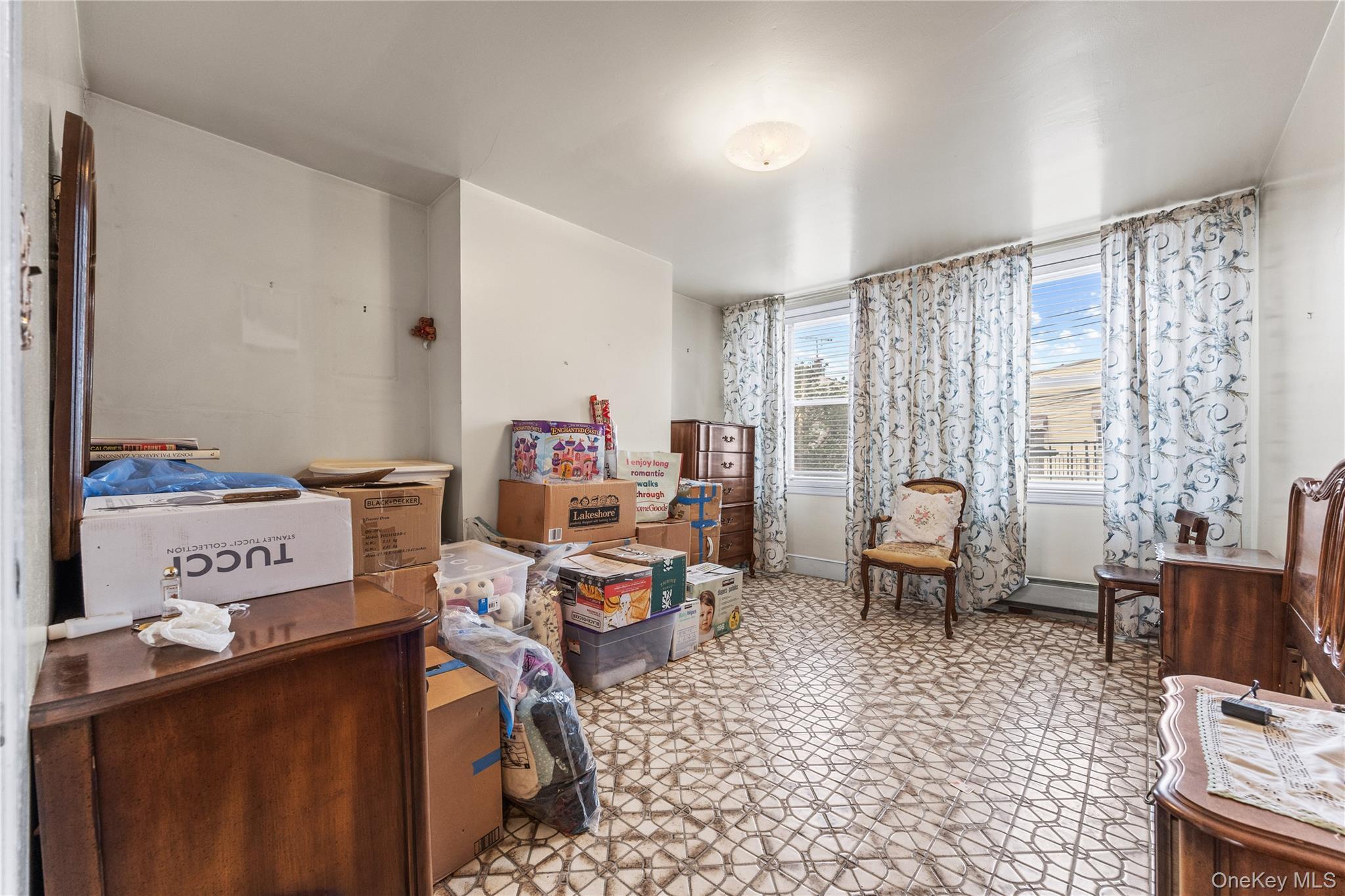 Single Family Muliner Avenue Bronx, NY 10462, MLS-1013426-19