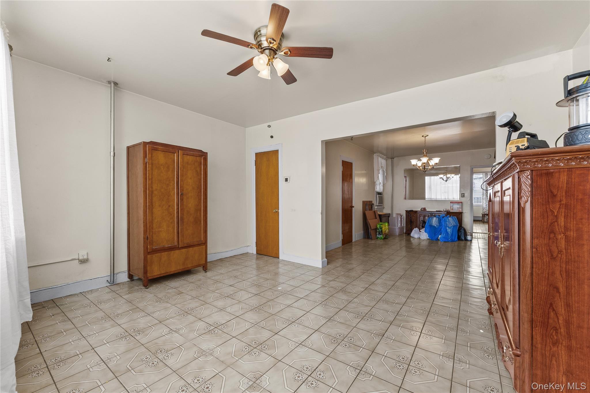 Single Family Muliner Avenue Bronx, NY 10462, MLS-1013426-24