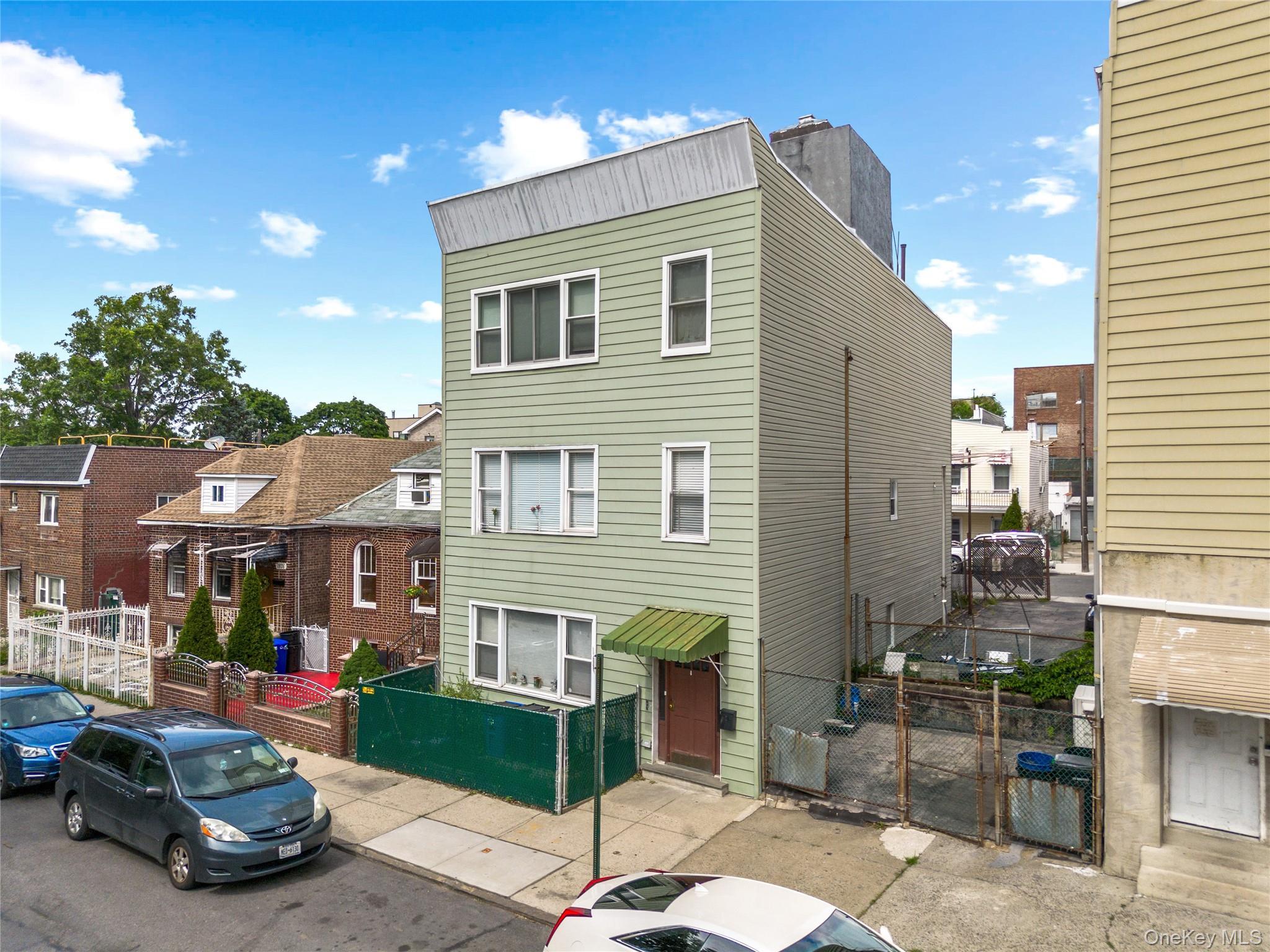 Single Family Muliner Avenue Bronx, NY 10462, MLS-1013426-3