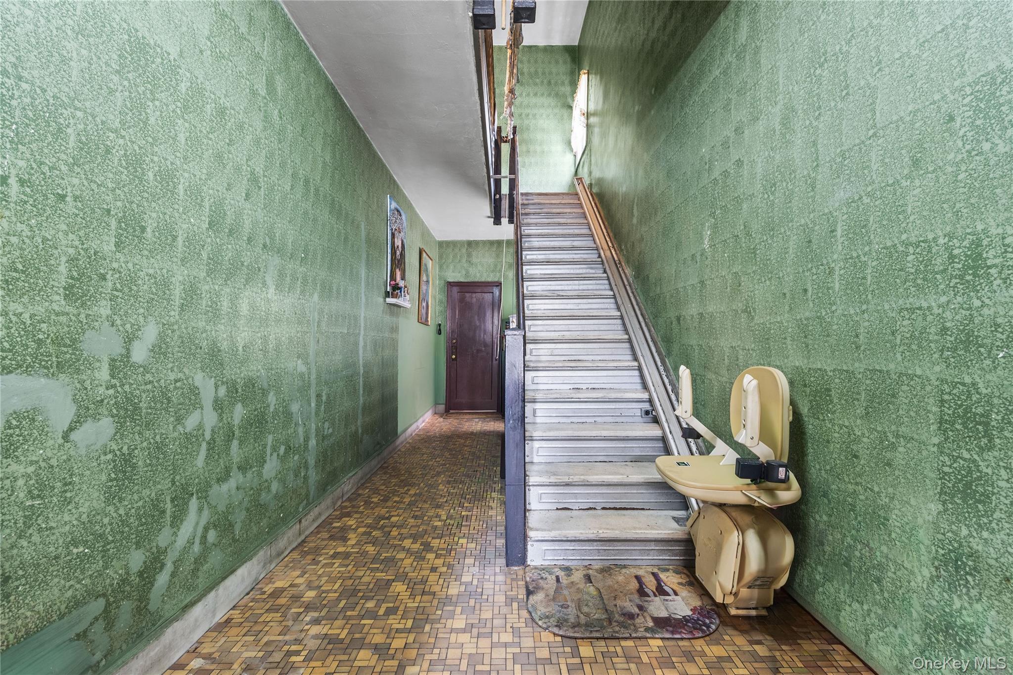 Single Family Muliner Avenue Bronx, NY 10462, MLS-1013426-4