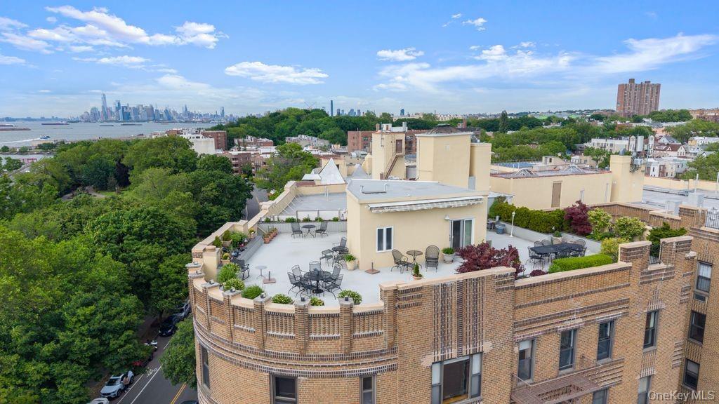 Coop Shore Road Brooklyn, NY 11209, MLS-1013432-25
