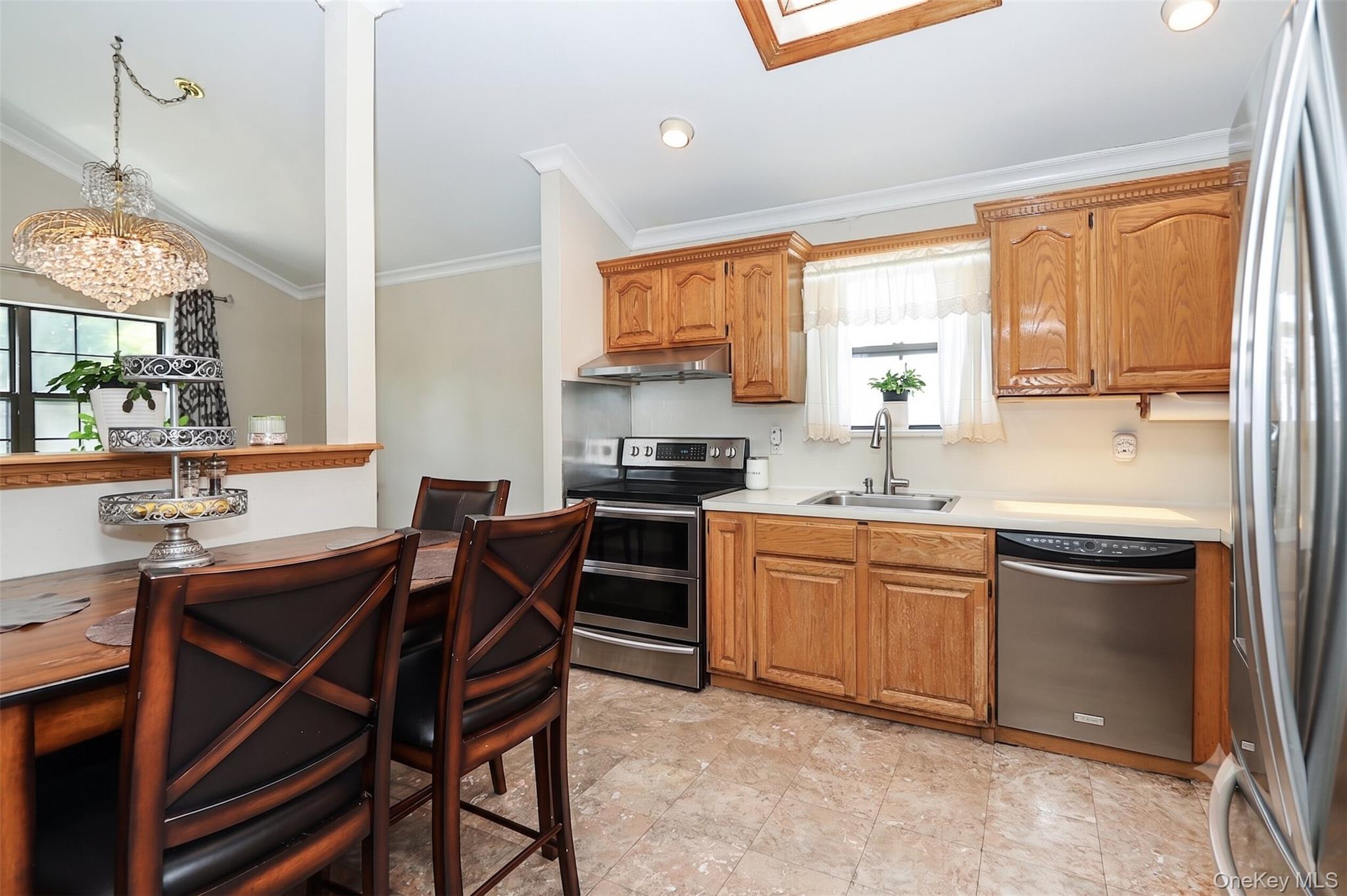 Single Family Reynolds Street  Suffolk County, NY 11746, MLS-1013462-10
