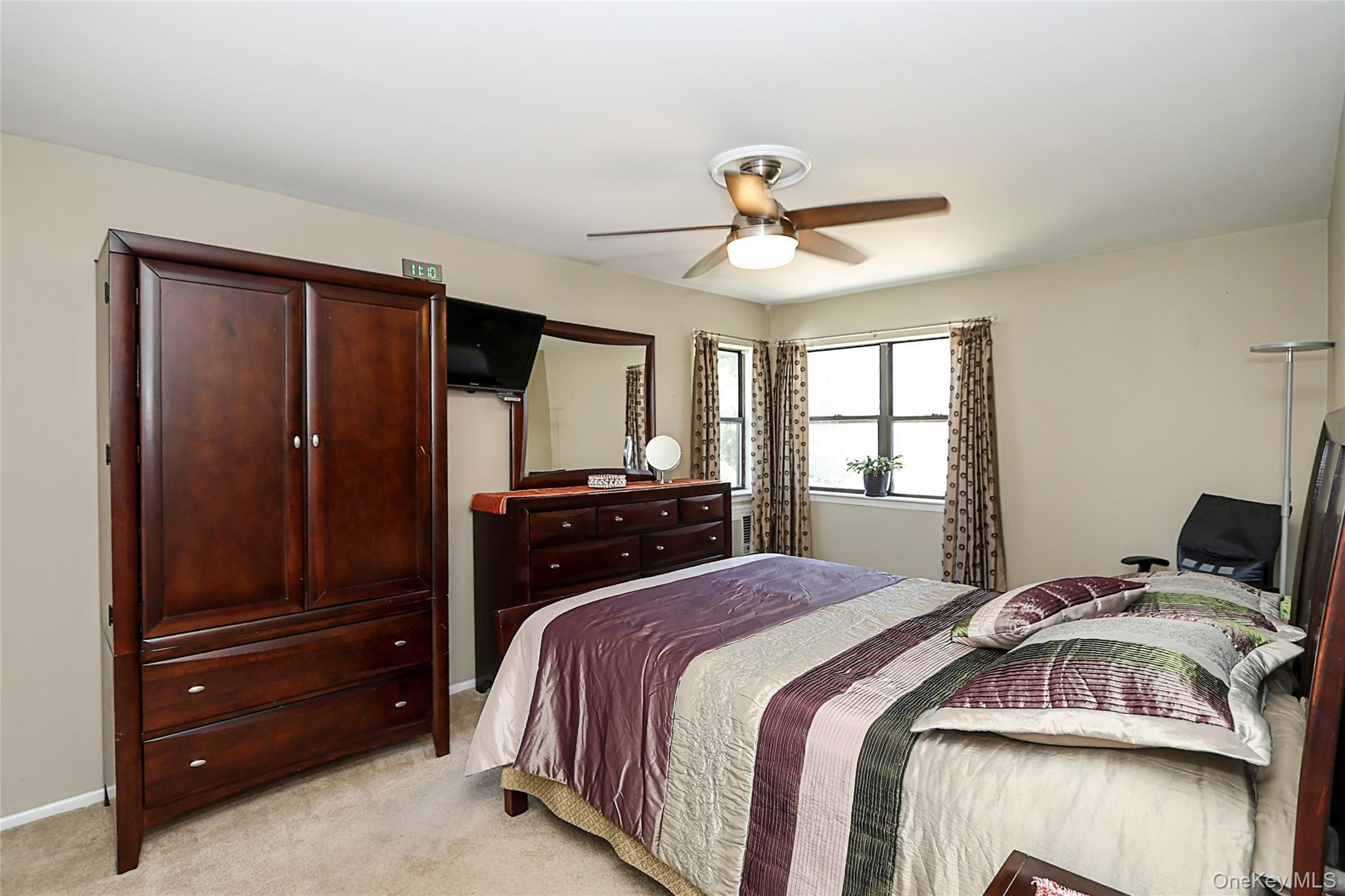 Single Family Reynolds Street  Suffolk County, NY 11746, MLS-1013462-14