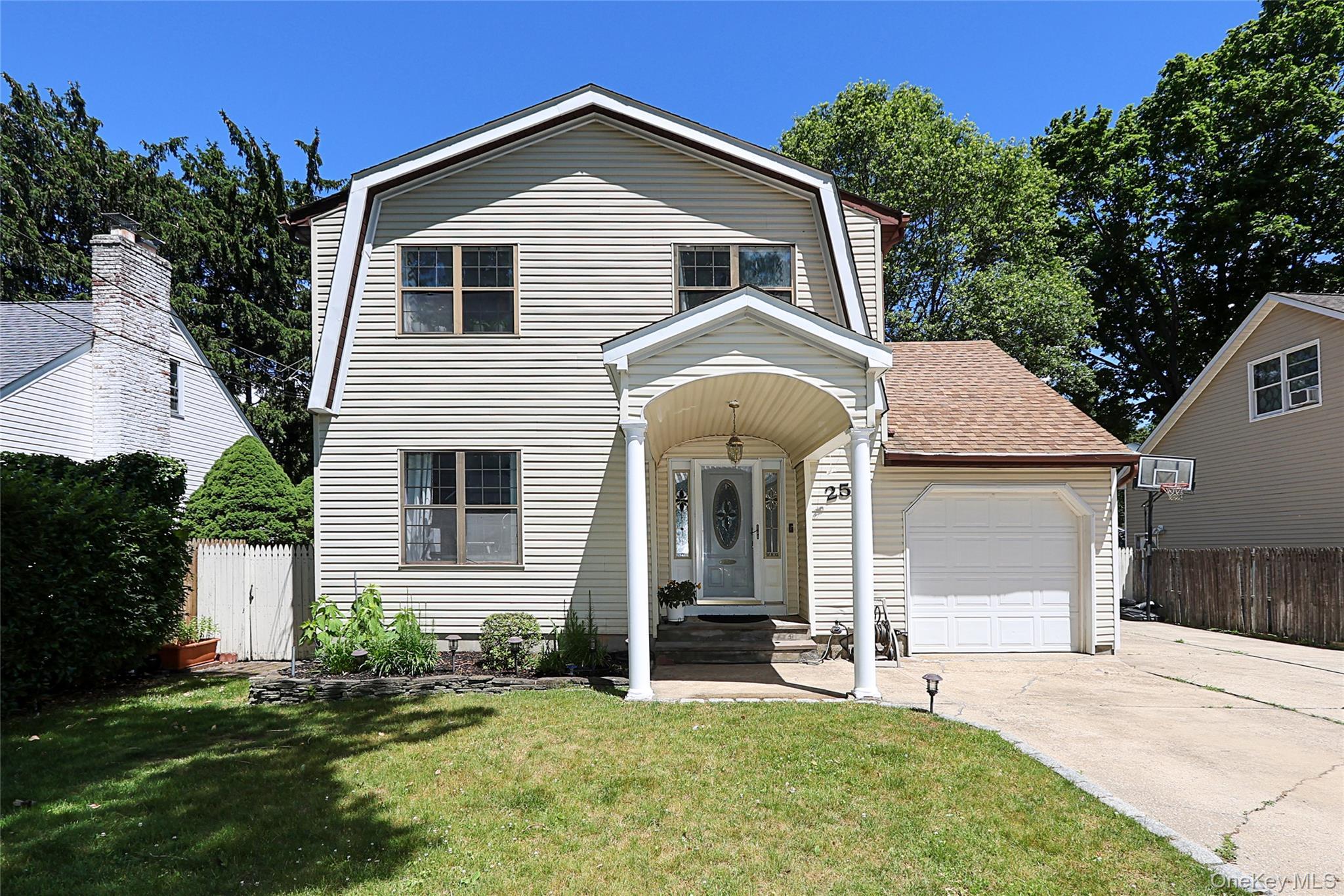 Single Family Reynolds Street  Suffolk County, NY 11746, MLS-1013462-2