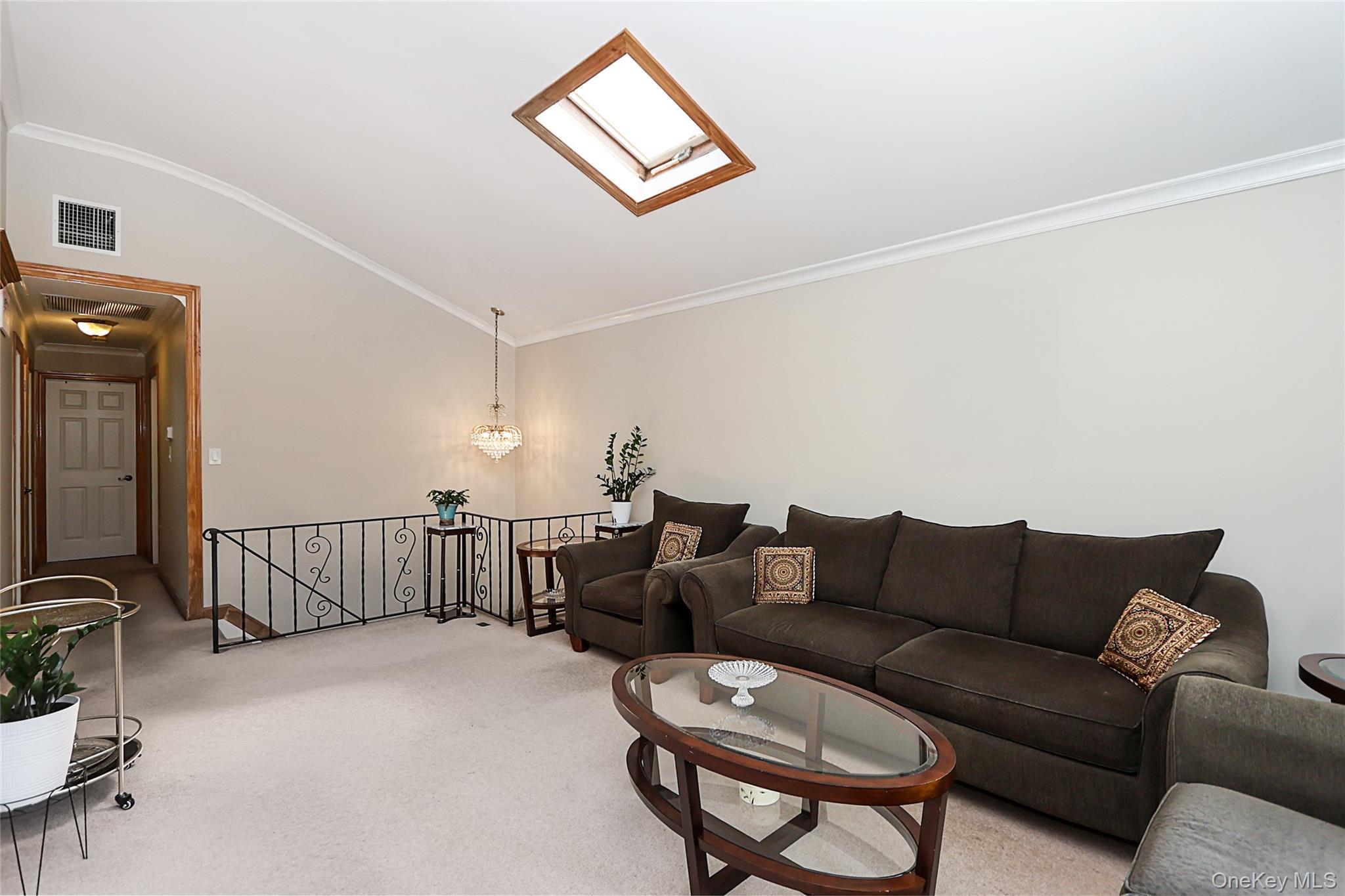 Single Family Reynolds Street  Suffolk County, NY 11746, MLS-1013462-4
