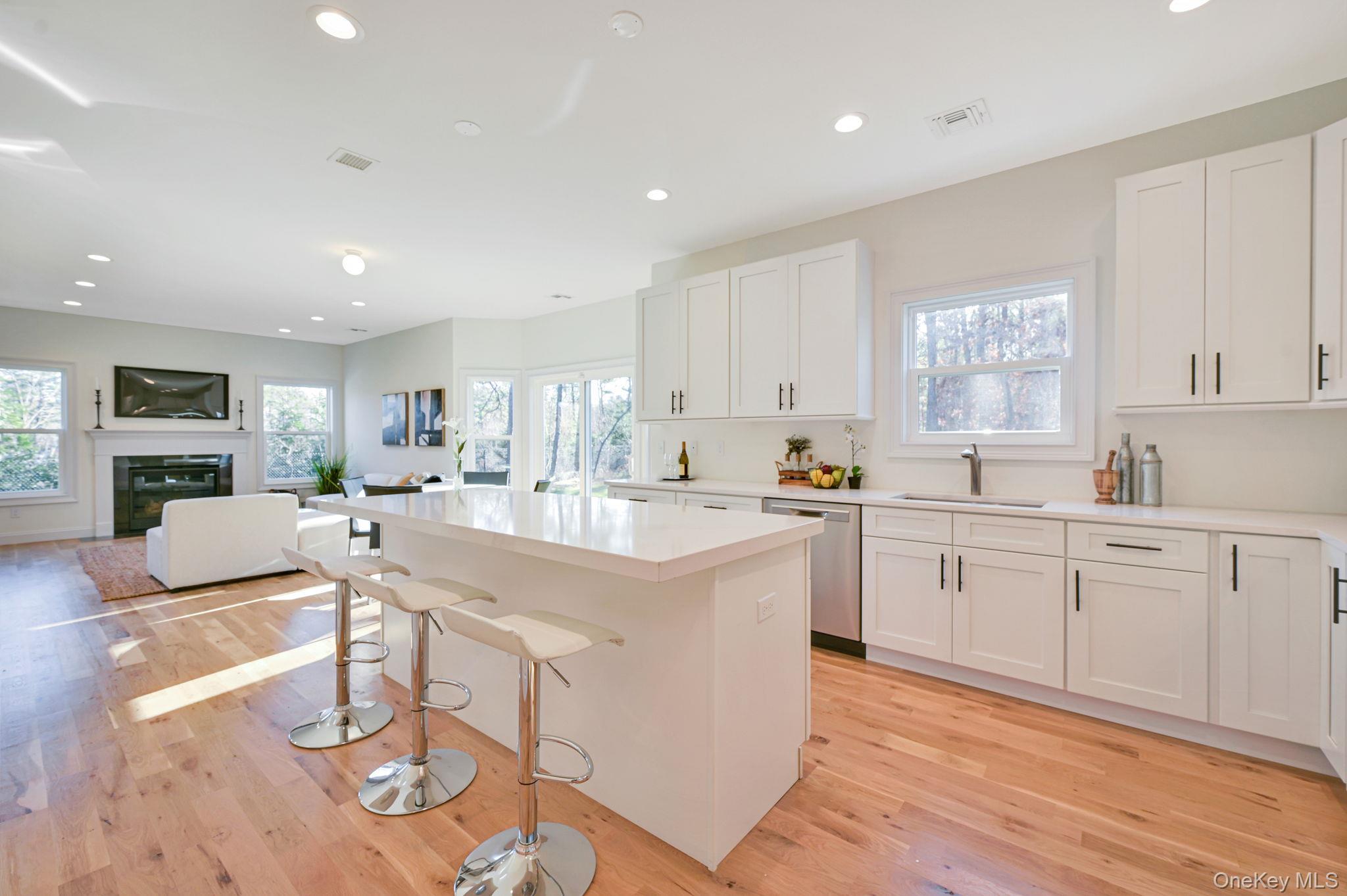 Single Family Judith Drive Suffolk County, NY 11727, MLS-1013483-8