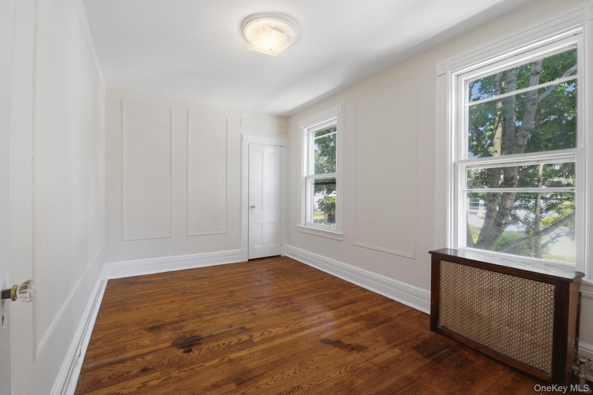 Single Family Vireo Avenue Bronx, NY 10470, MLS-1013495-19