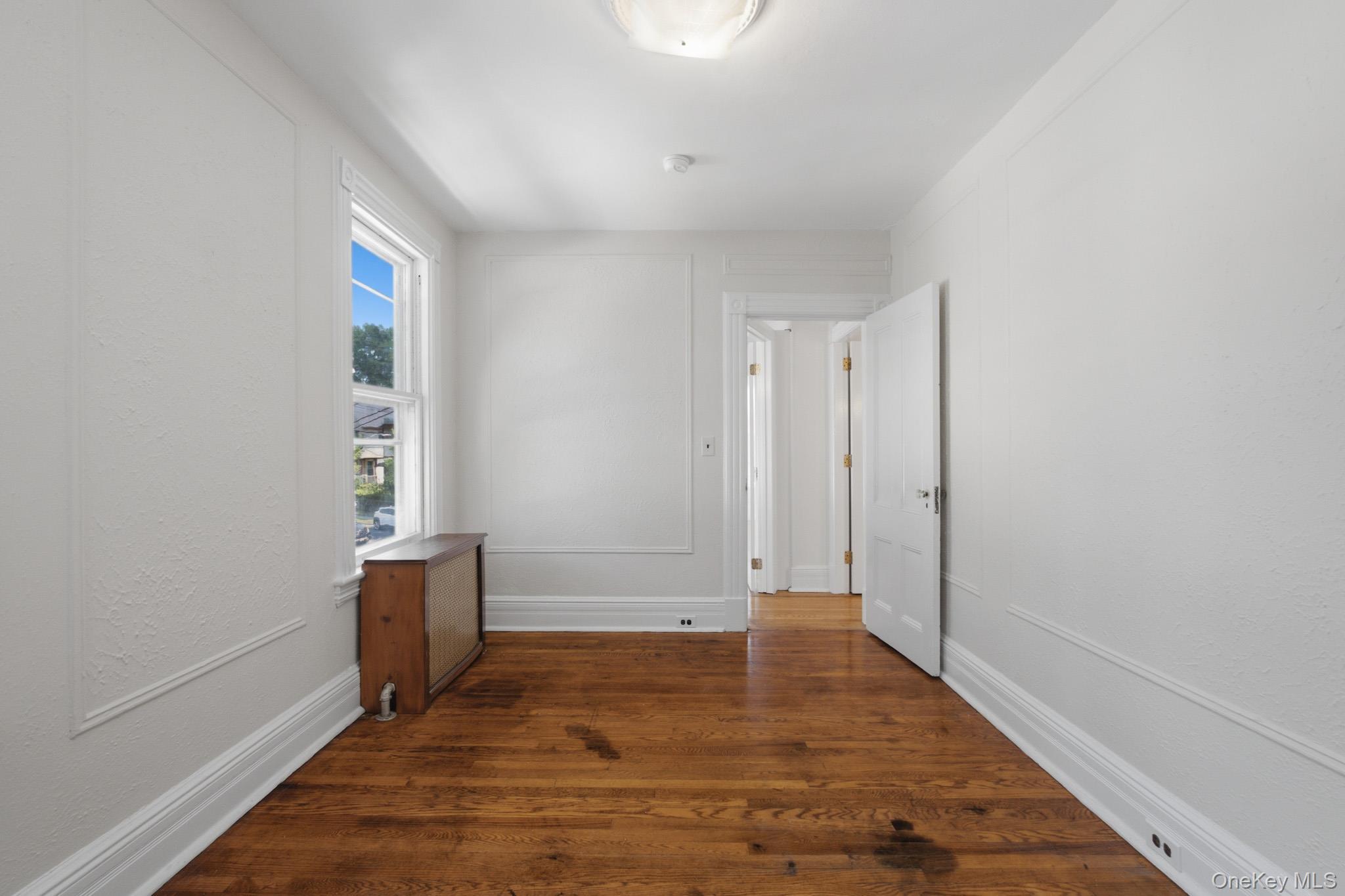 Single Family Vireo Avenue Bronx, NY 10470, MLS-1013495-21