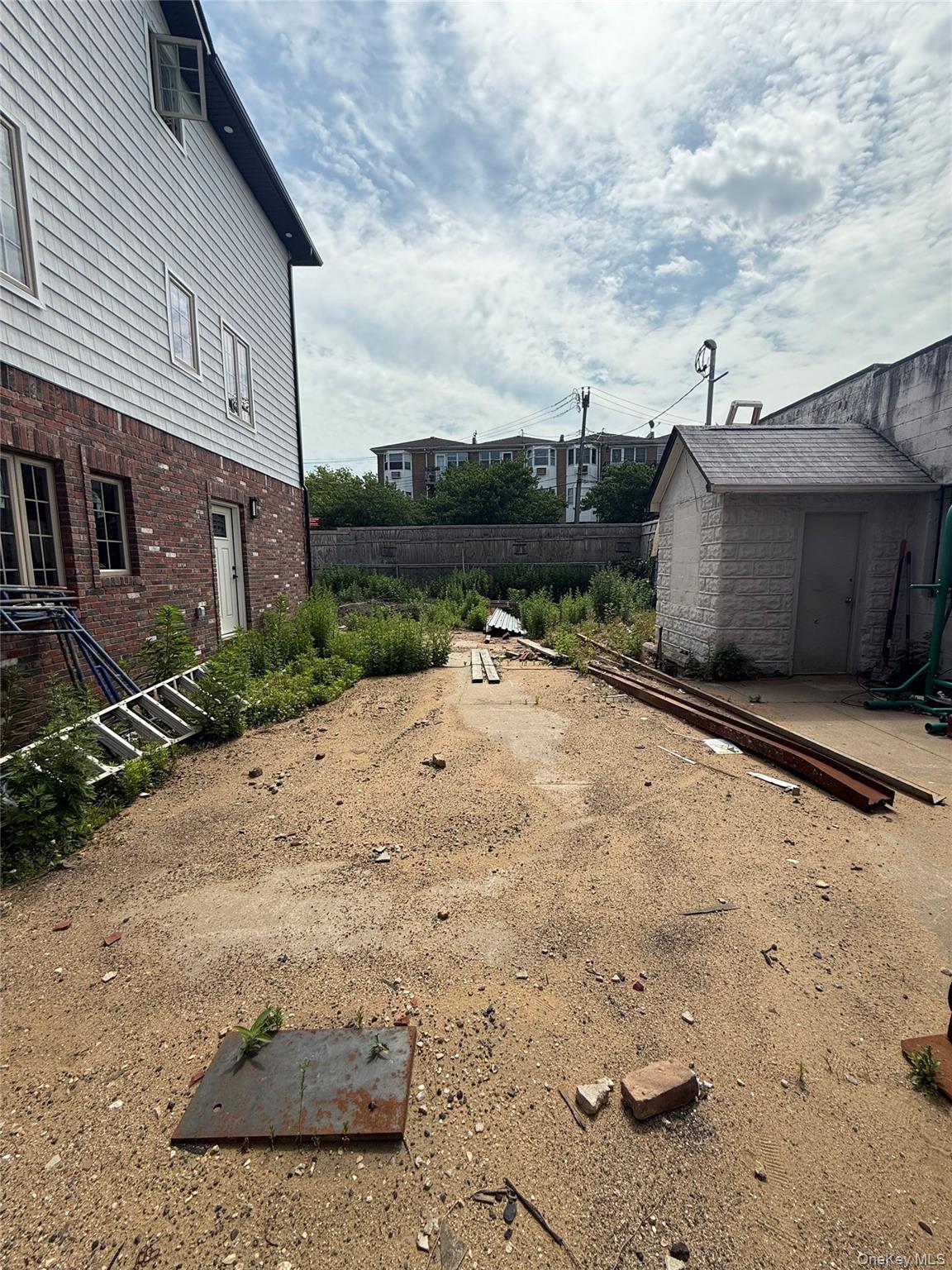 Single Family Albert Queens, NY 11417, MLS-1013550-10