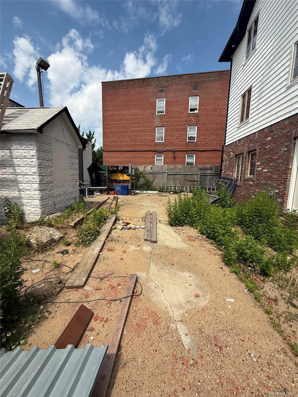 Single Family Albert Queens, NY 11417, MLS-1013550-13
