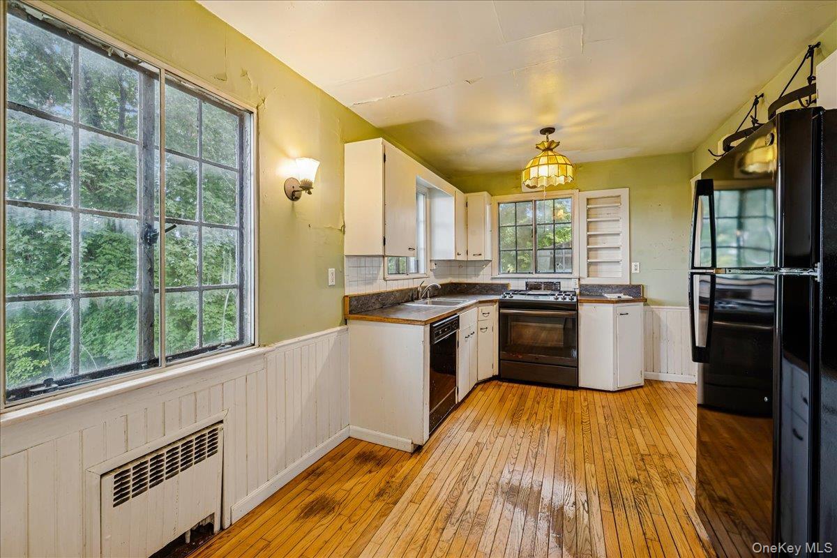 Single Family Pinecrest Parkway Westchester County, NY 10706, MLS-1013607-11