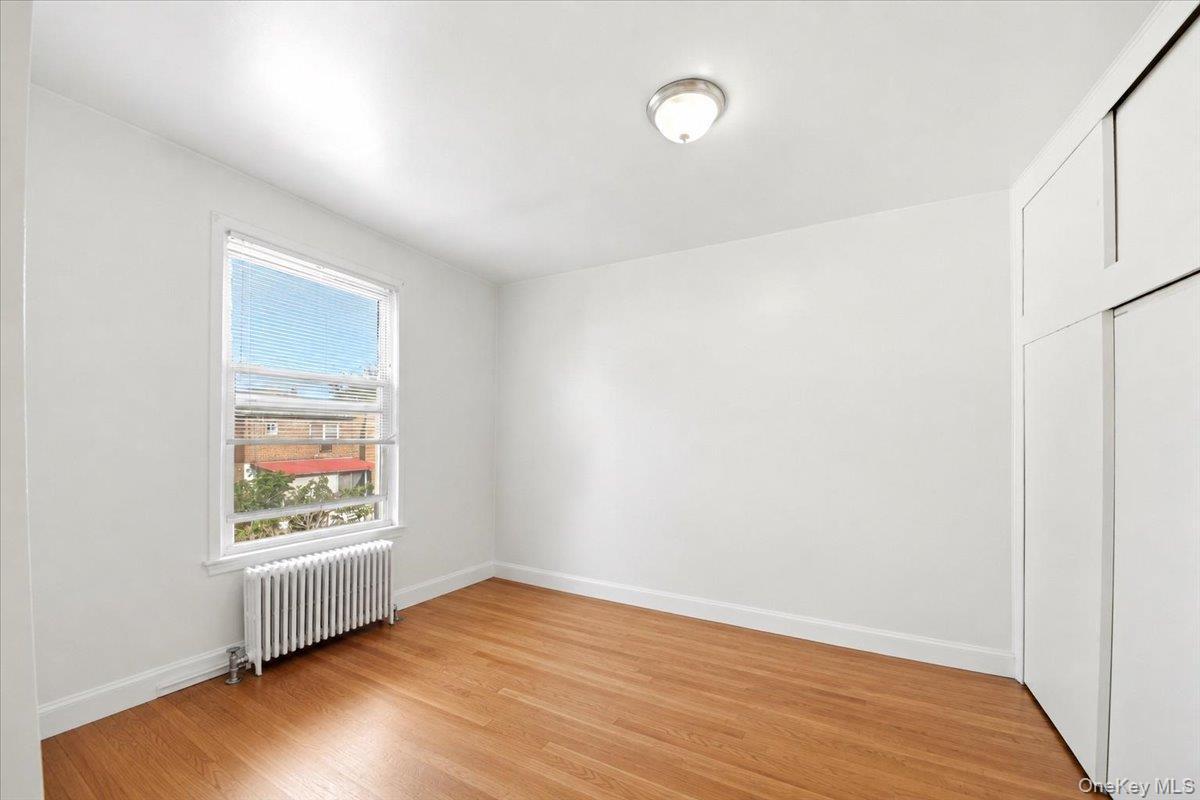 Single Family Muliner Avenue Bronx, NY 10462, MLS-1013662-15