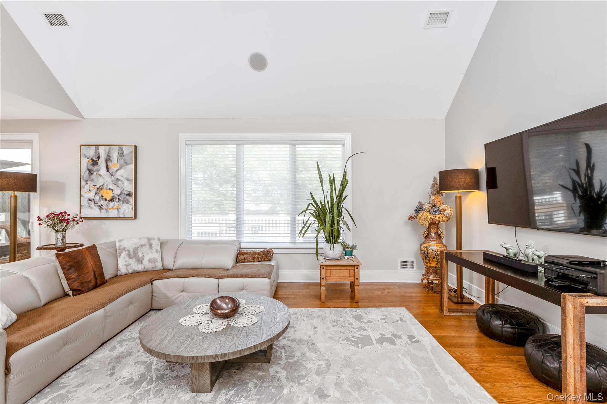 Single Family Tuthill Lane Suffolk County, NY 11960, MLS-1013688-6
