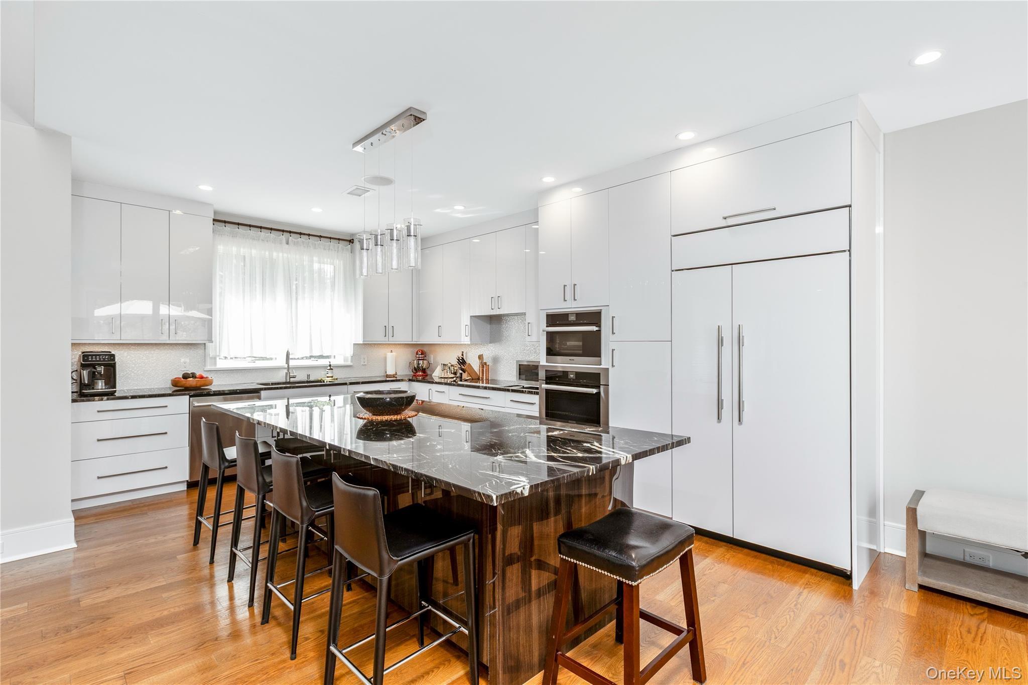 Single Family Tuthill Lane Suffolk County, NY 11960, MLS-1013688-8