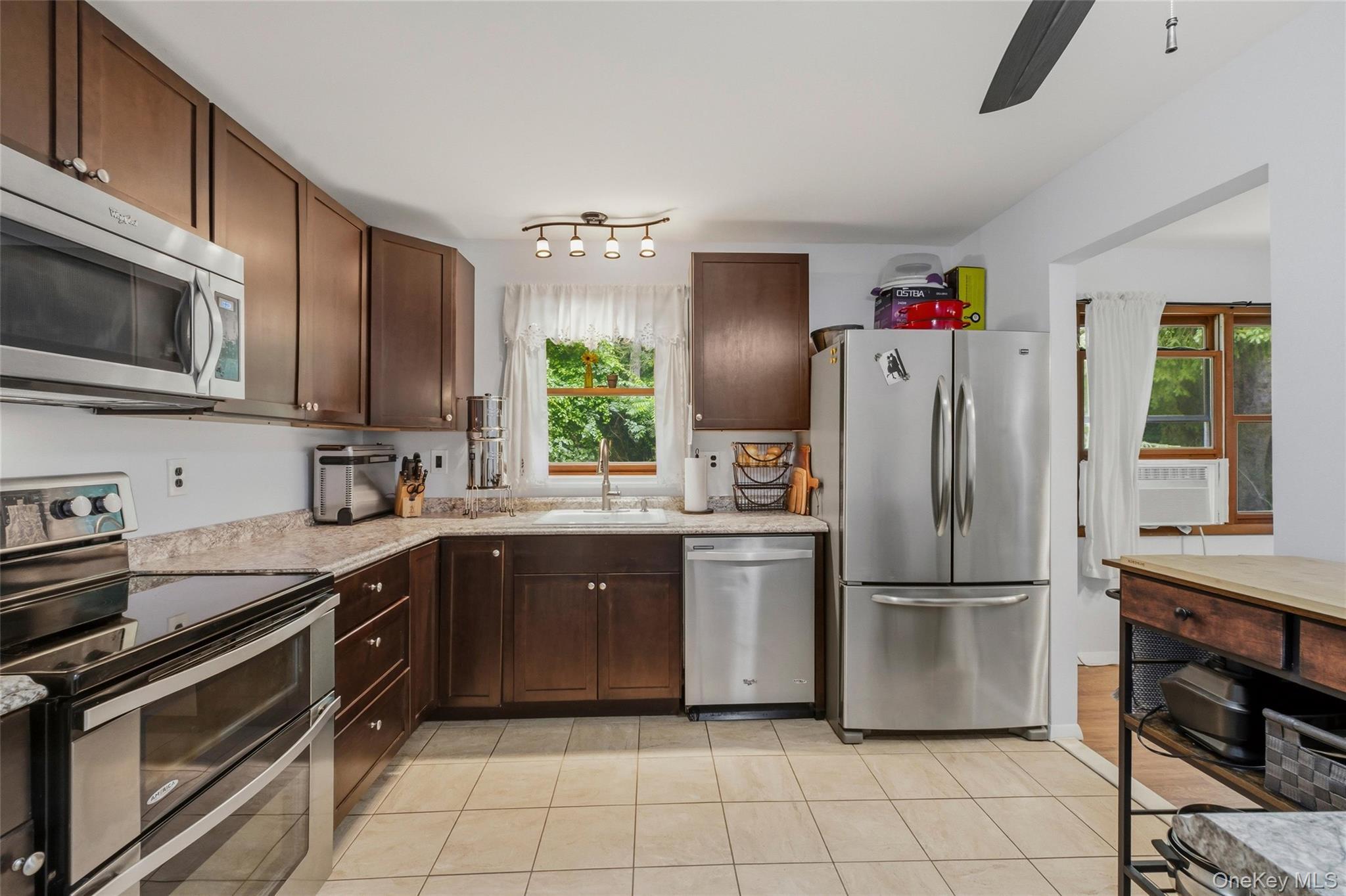 Single Family Maple Drive Putnam County, NY 10541, MLS-1013693-11