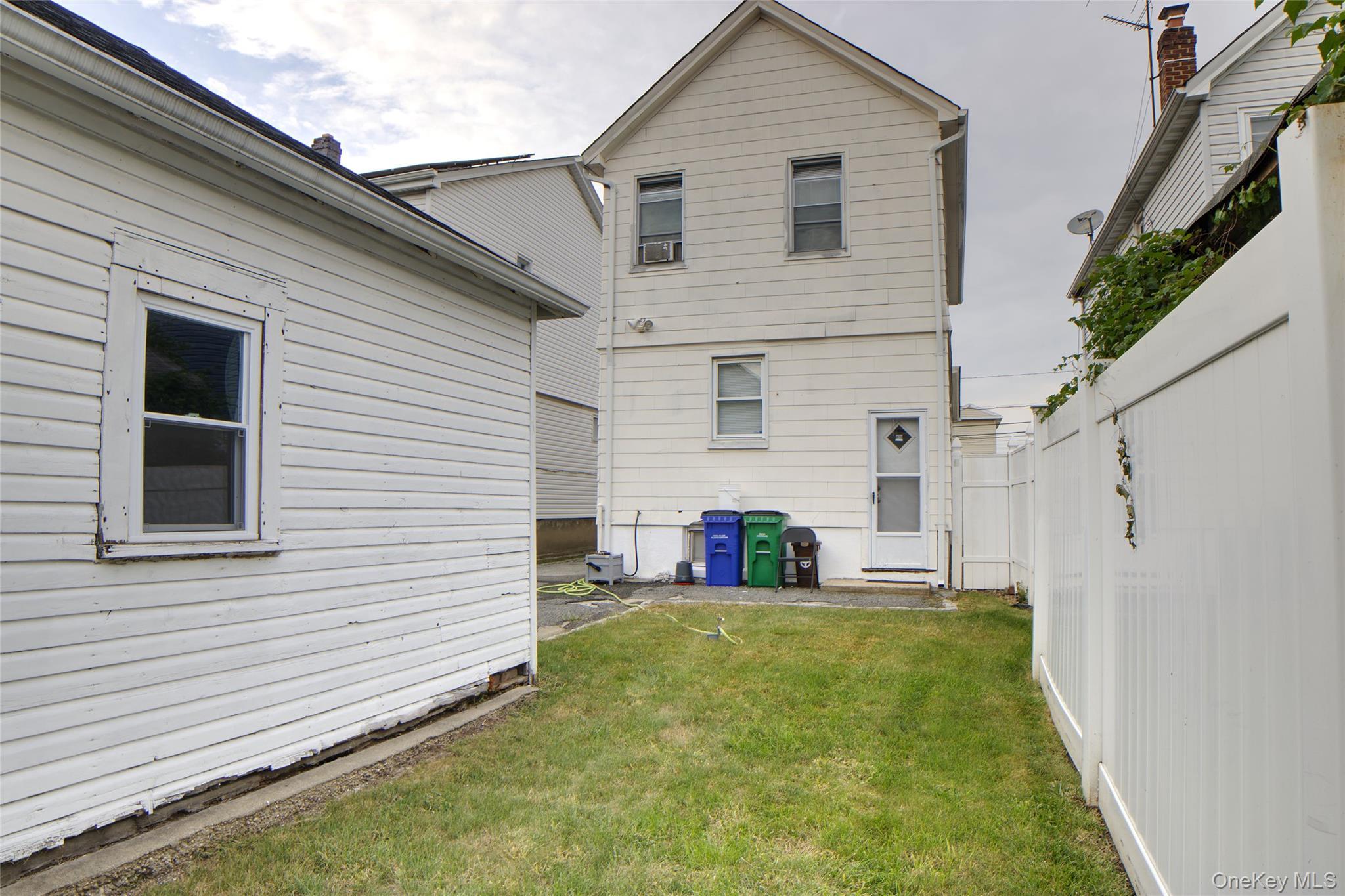 Single Family 103rd Avenue  Queens, NY 11429, MLS-1013702-17