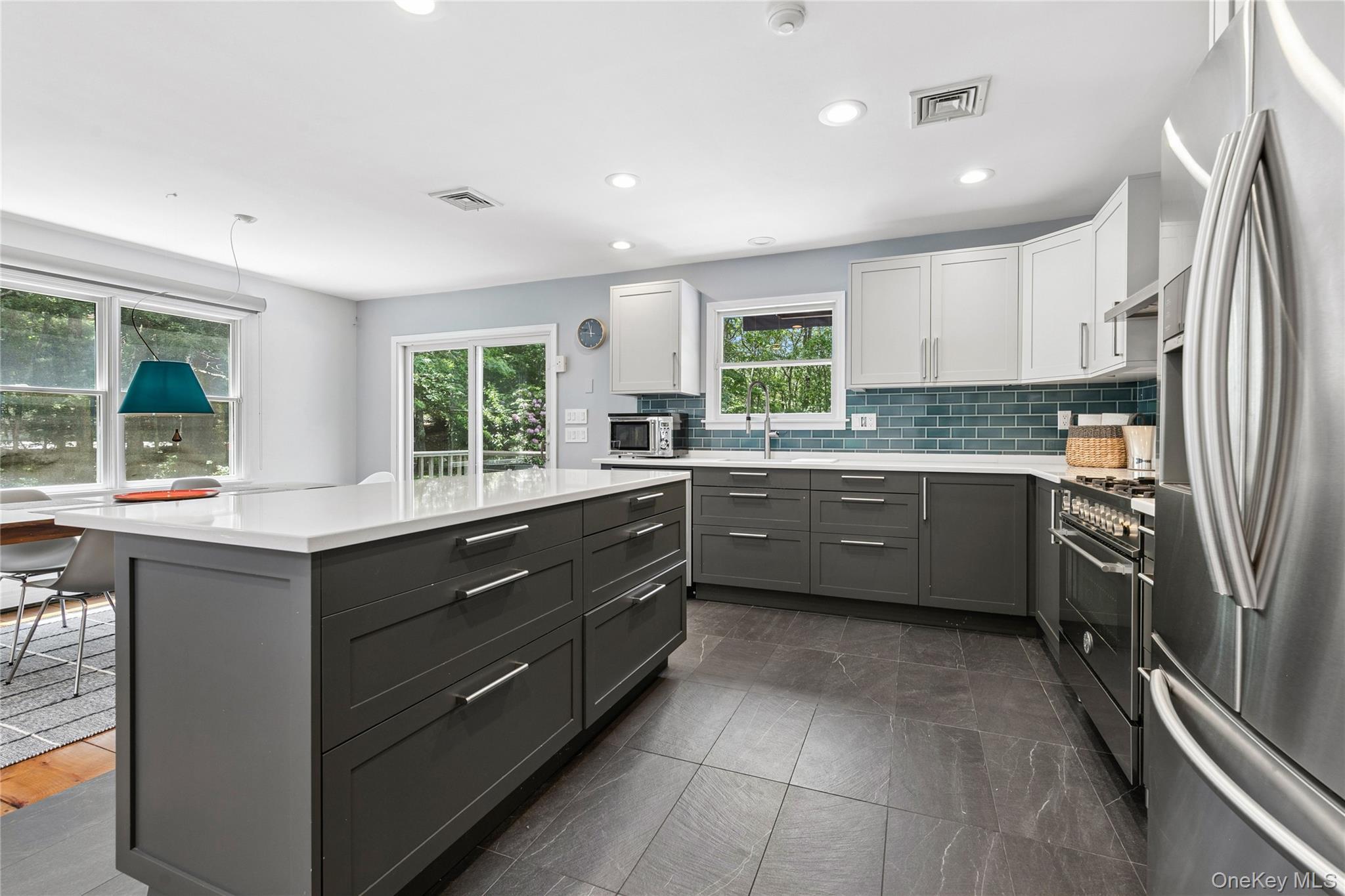 Single Family Squires Boulevard  Suffolk County, NY 11946, MLS-1013719-14