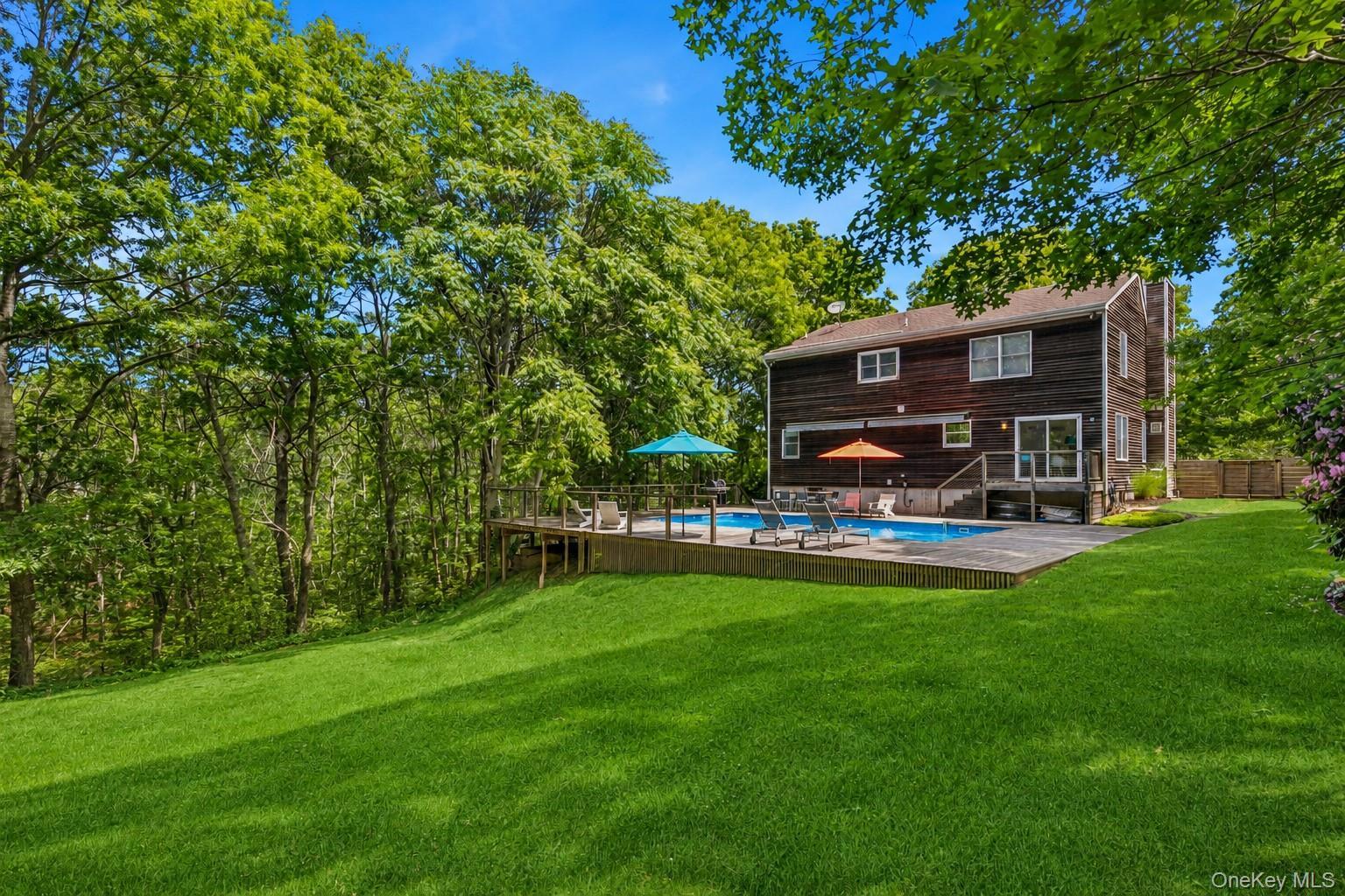 Single Family Squires Boulevard  Suffolk County, NY 11946, MLS-1013719-3