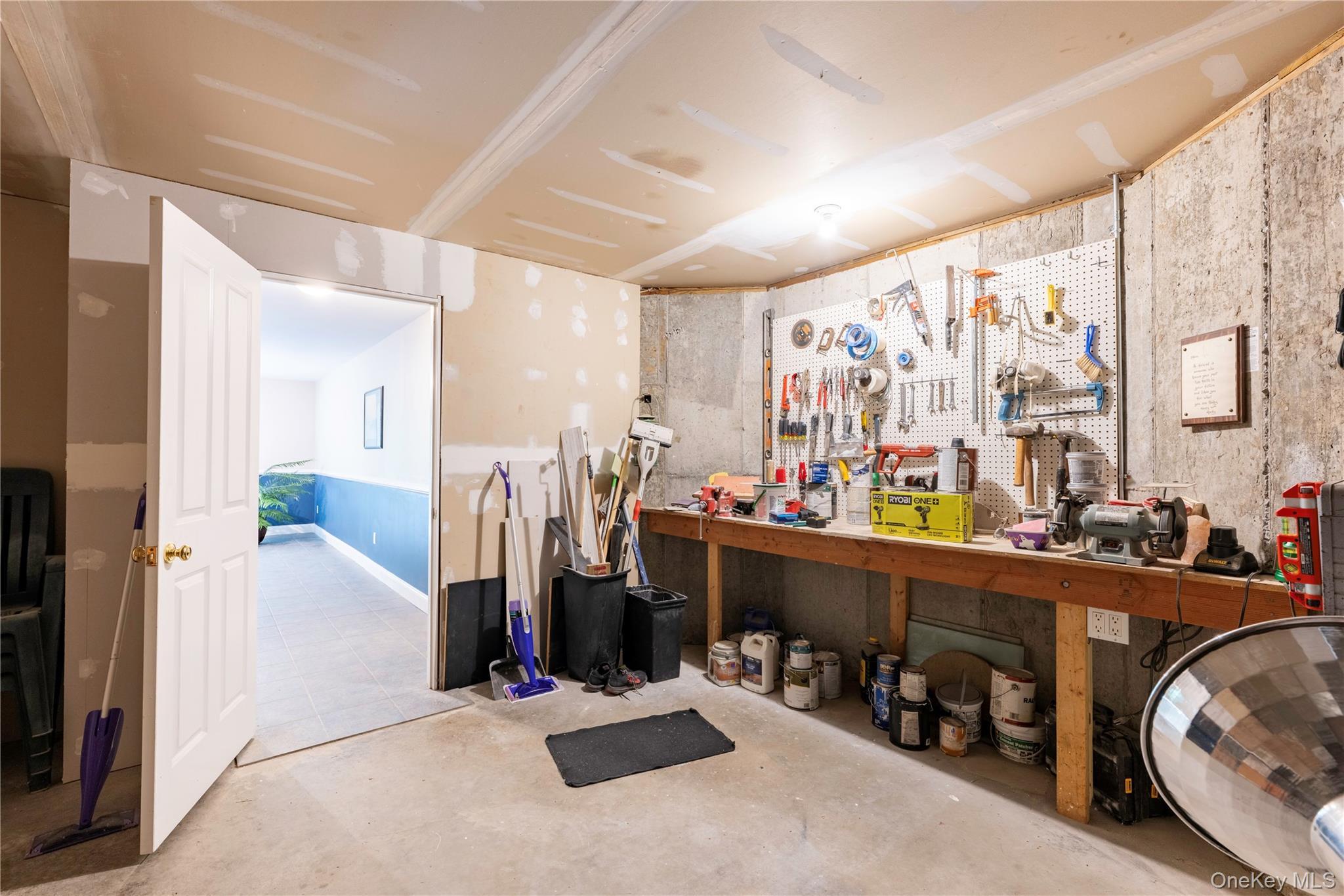 Single Family Watch Hill Road  Westchester County, NY 10567, MLS-1013726-46