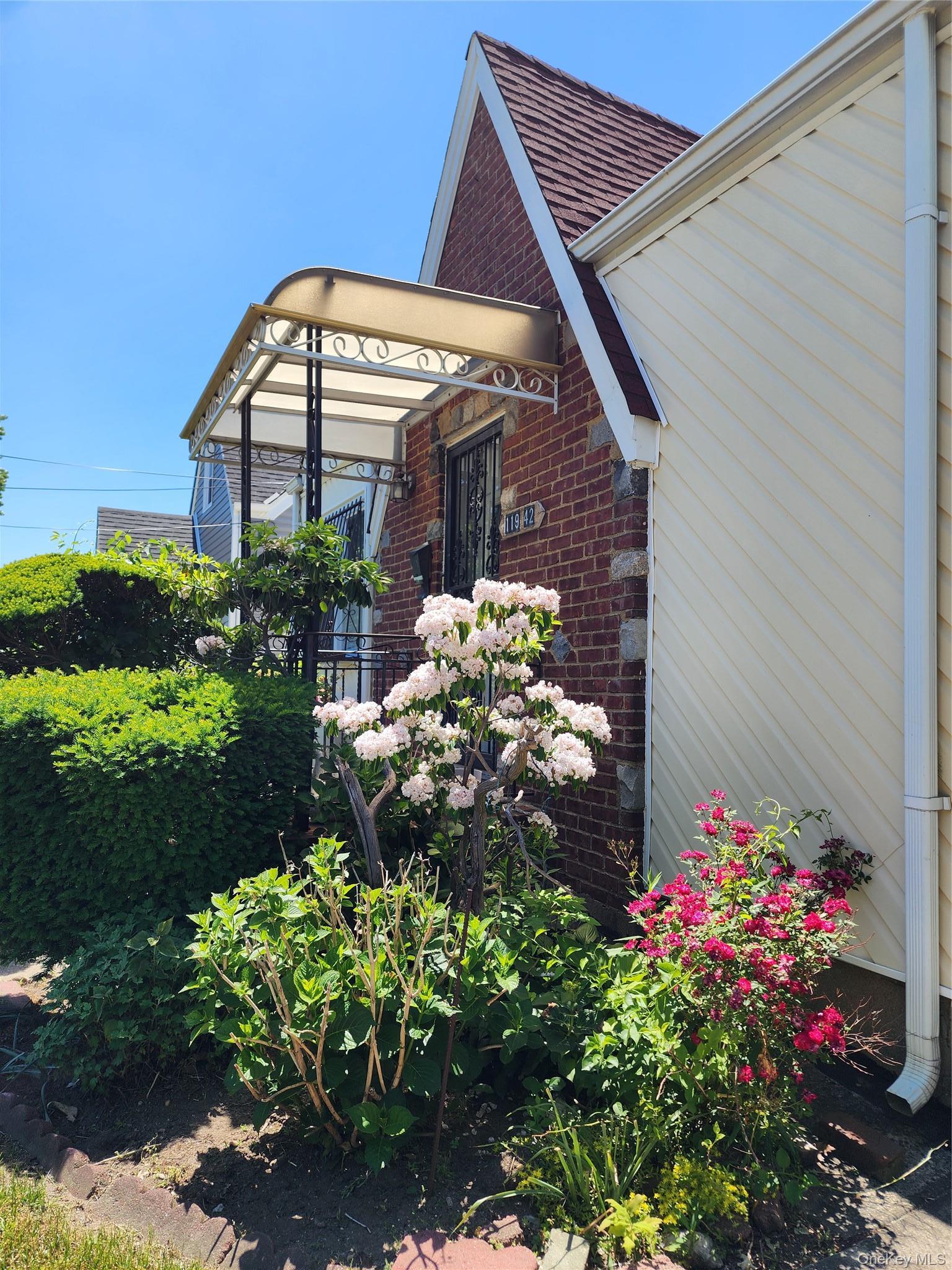 Single Family 238th Street  Queens, NY 11411, MLS-1013728-18