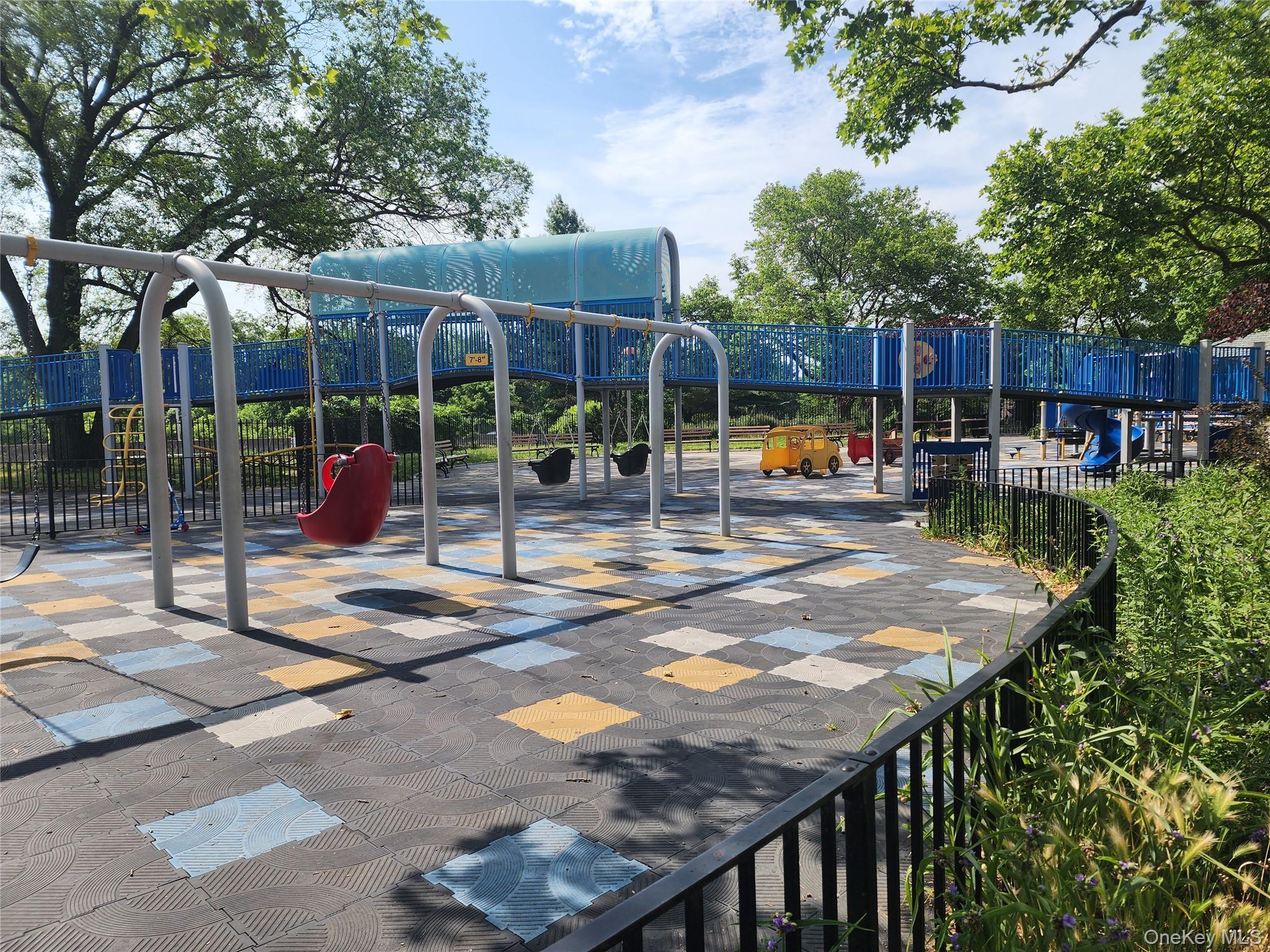 Single Family 238th Street  Queens, NY 11411, MLS-1013728-34
