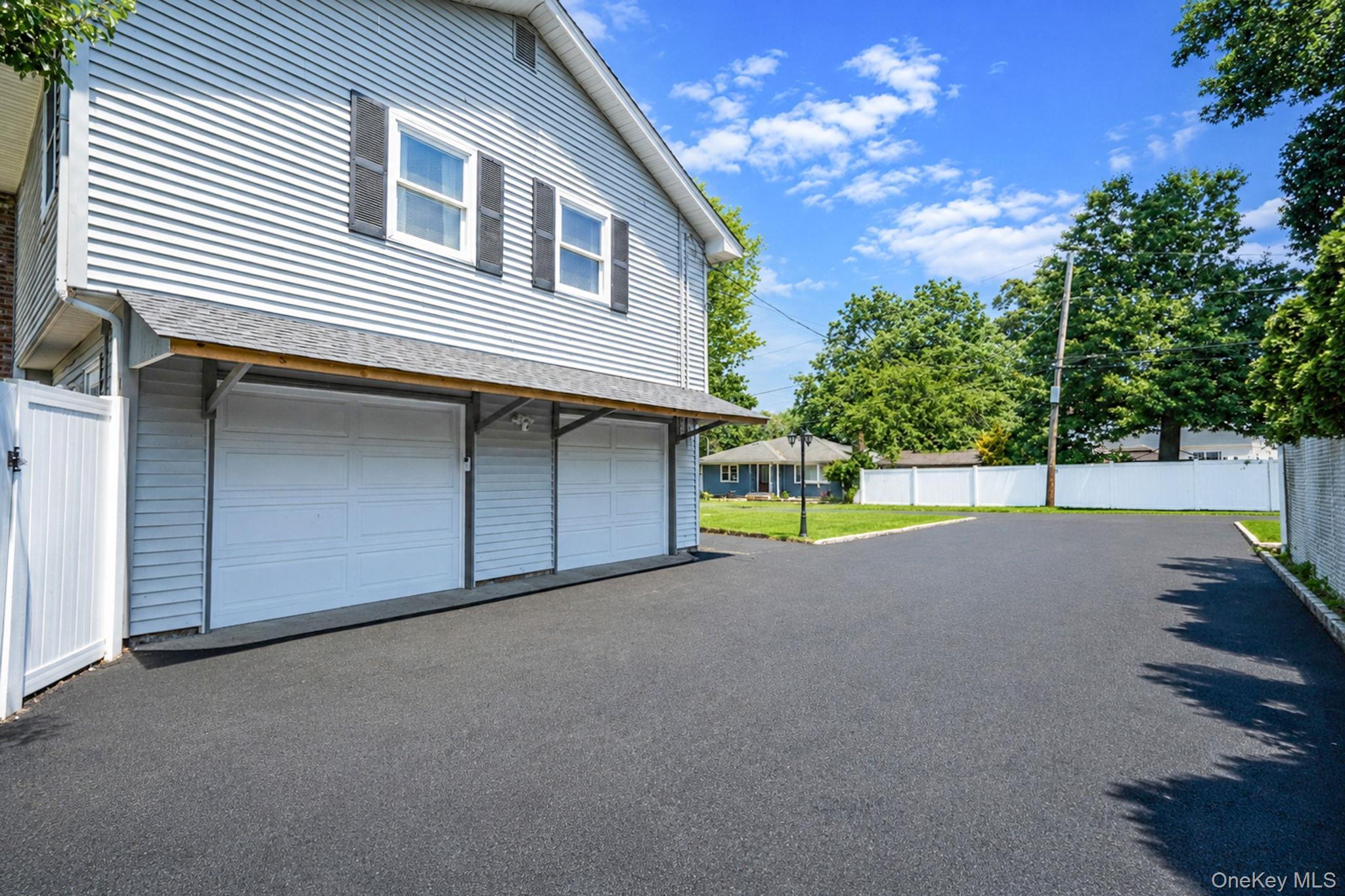 Single Family Rose Drive  Suffolk County, NY 11779, MLS-1013737-5