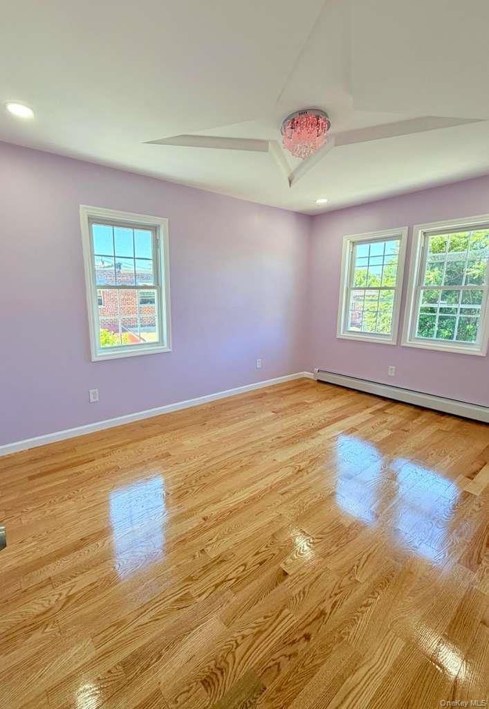 Single Family Bouck Bronx, NY 10469, MLS-1013758-5