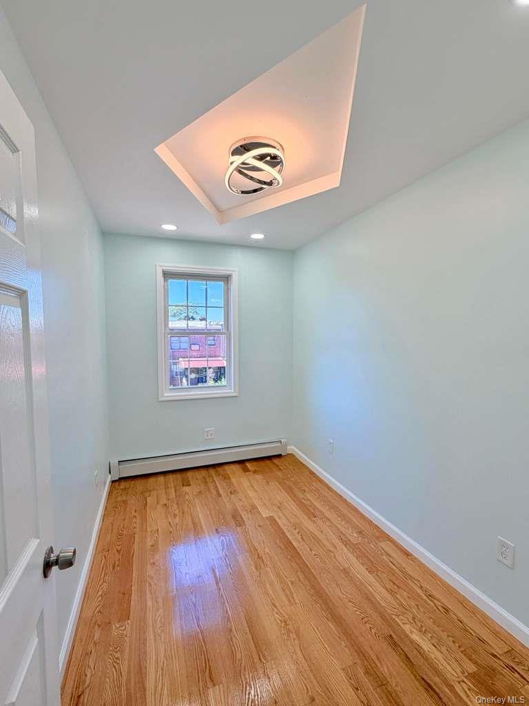 Single Family Bouck Bronx, NY 10469, MLS-1013758-9