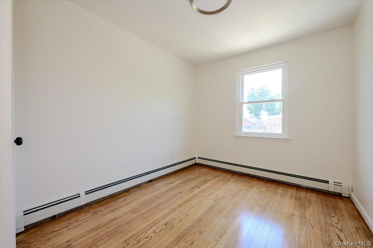 Single Family Neill Avenue Bronx, NY 10461, MLS-1013767-14