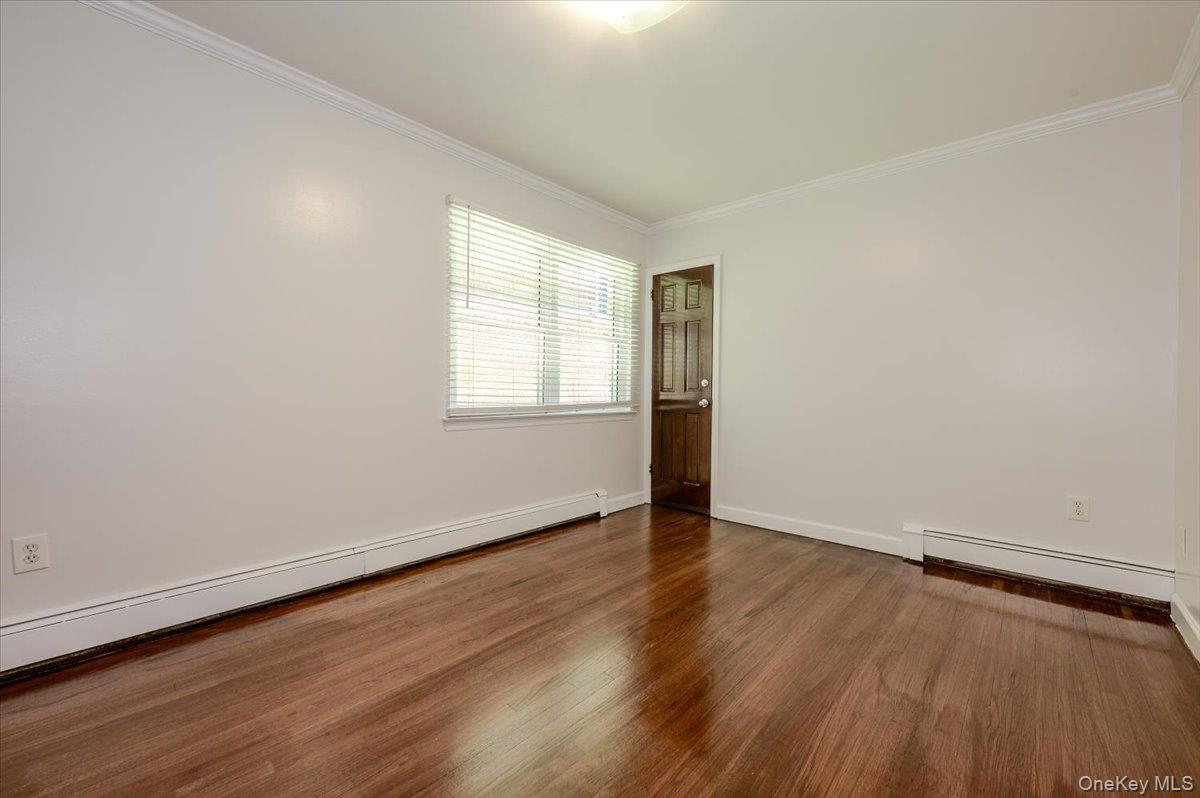 Single Family Neill Avenue Bronx, NY 10461, MLS-1013767-35