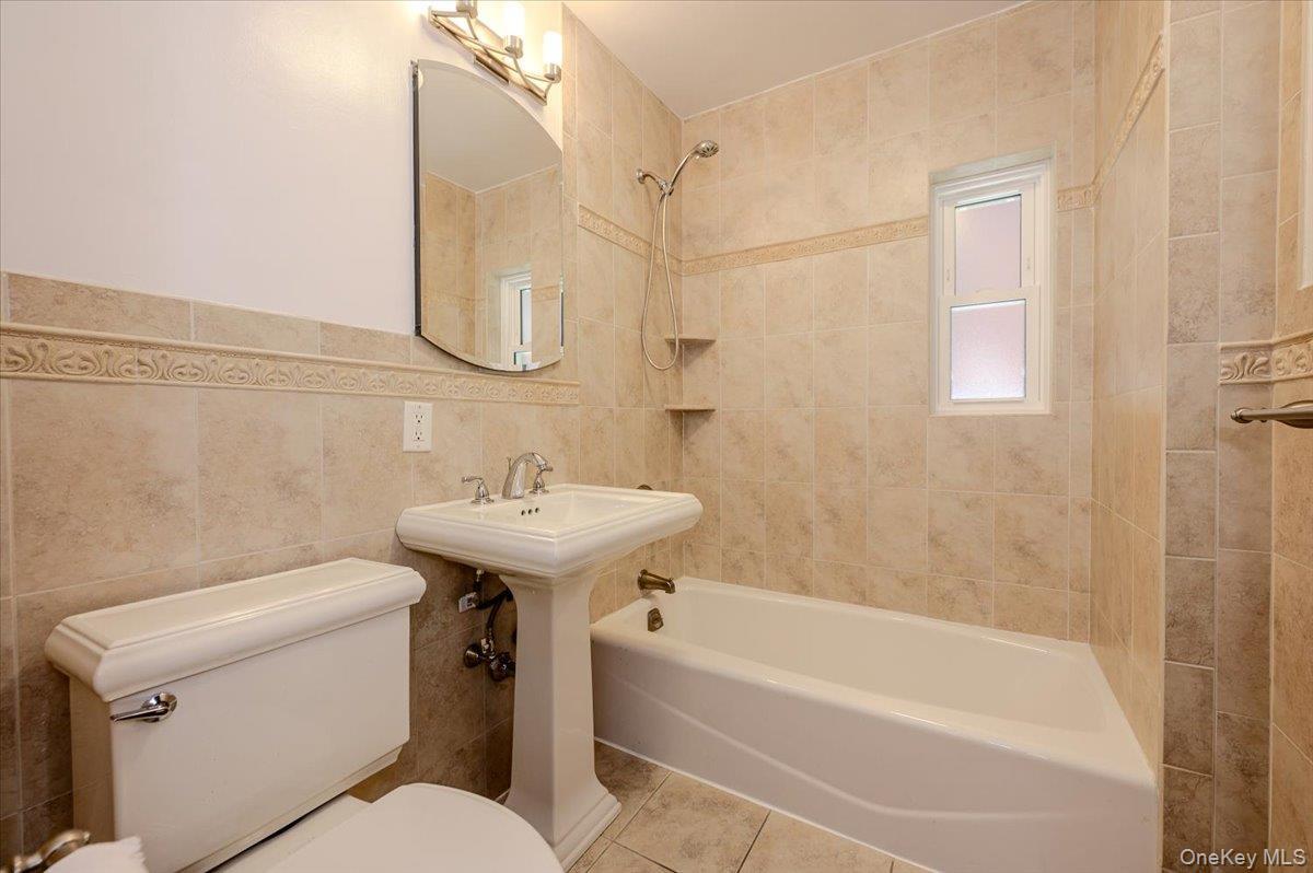 Single Family Neill Avenue Bronx, NY 10461, MLS-1013767-37