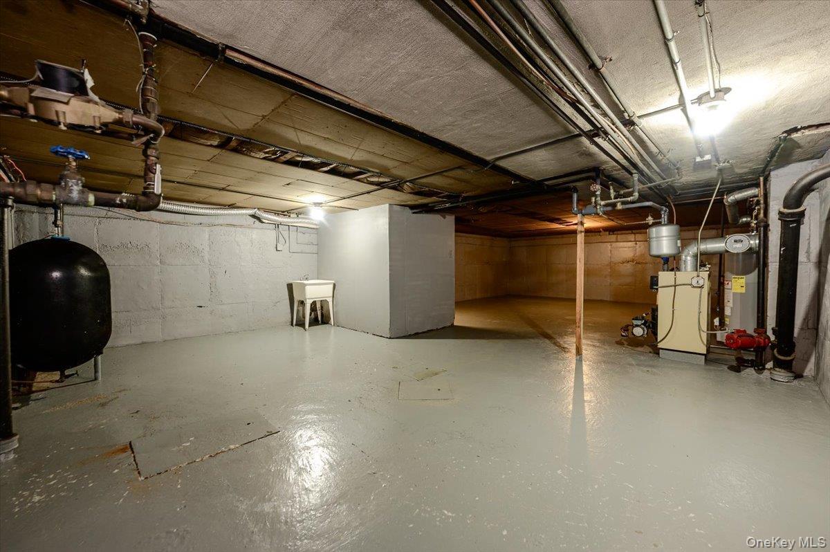 Single Family Neill Avenue Bronx, NY 10461, MLS-1013767-40