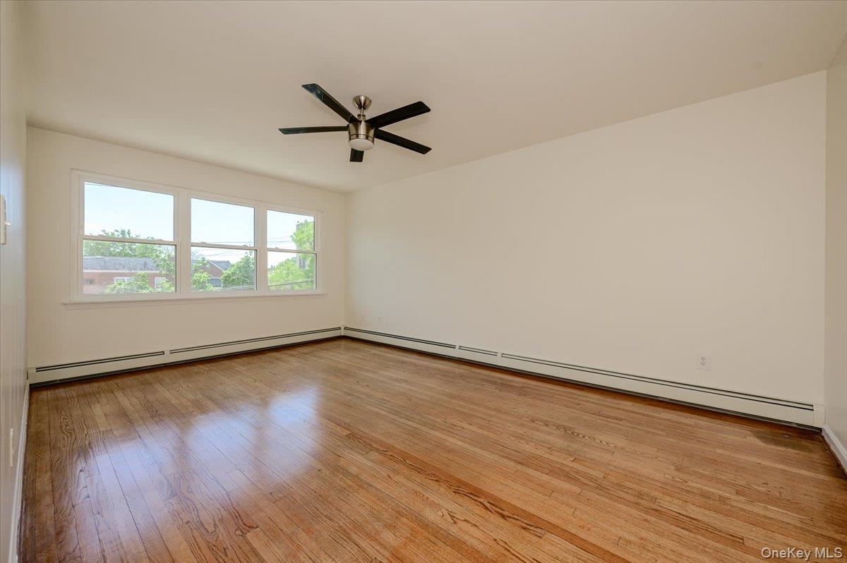 Single Family Neill Avenue Bronx, NY 10461, MLS-1013767-6