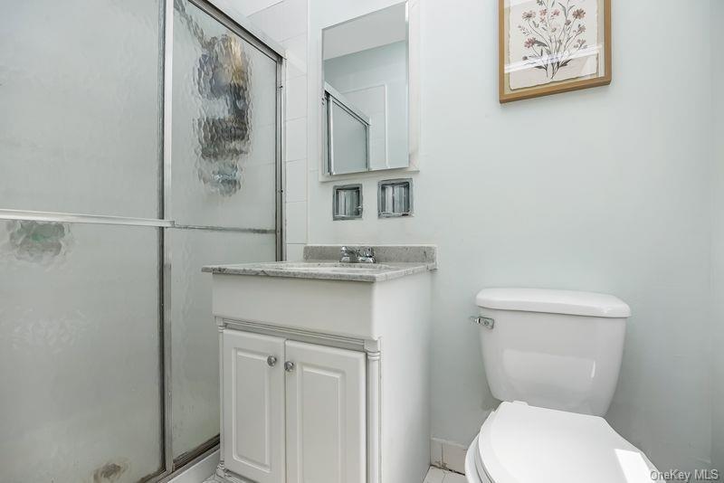 Single Family 23rd Road  Queens, NY 11360, MLS-1013772-25