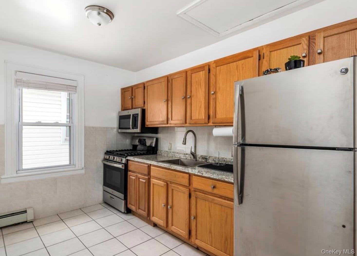 Single Family Street  Queens, NY 11385, MLS-1013798-17