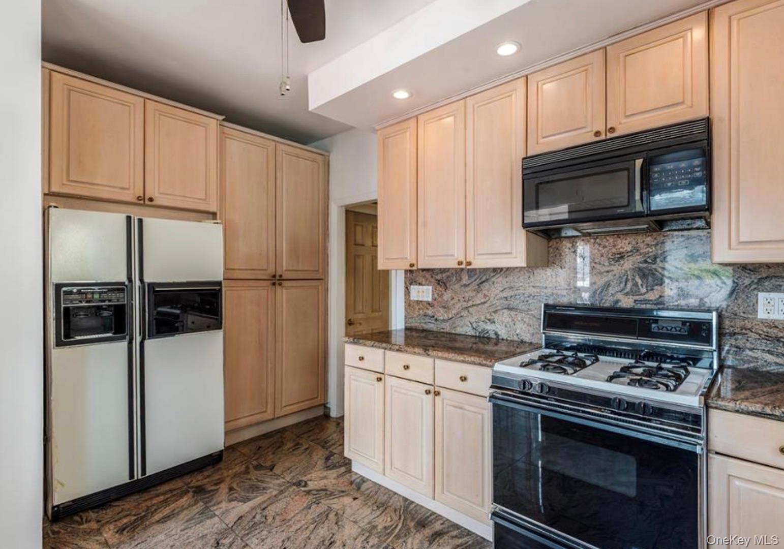 Single Family Street  Queens, NY 11385, MLS-1013798-5