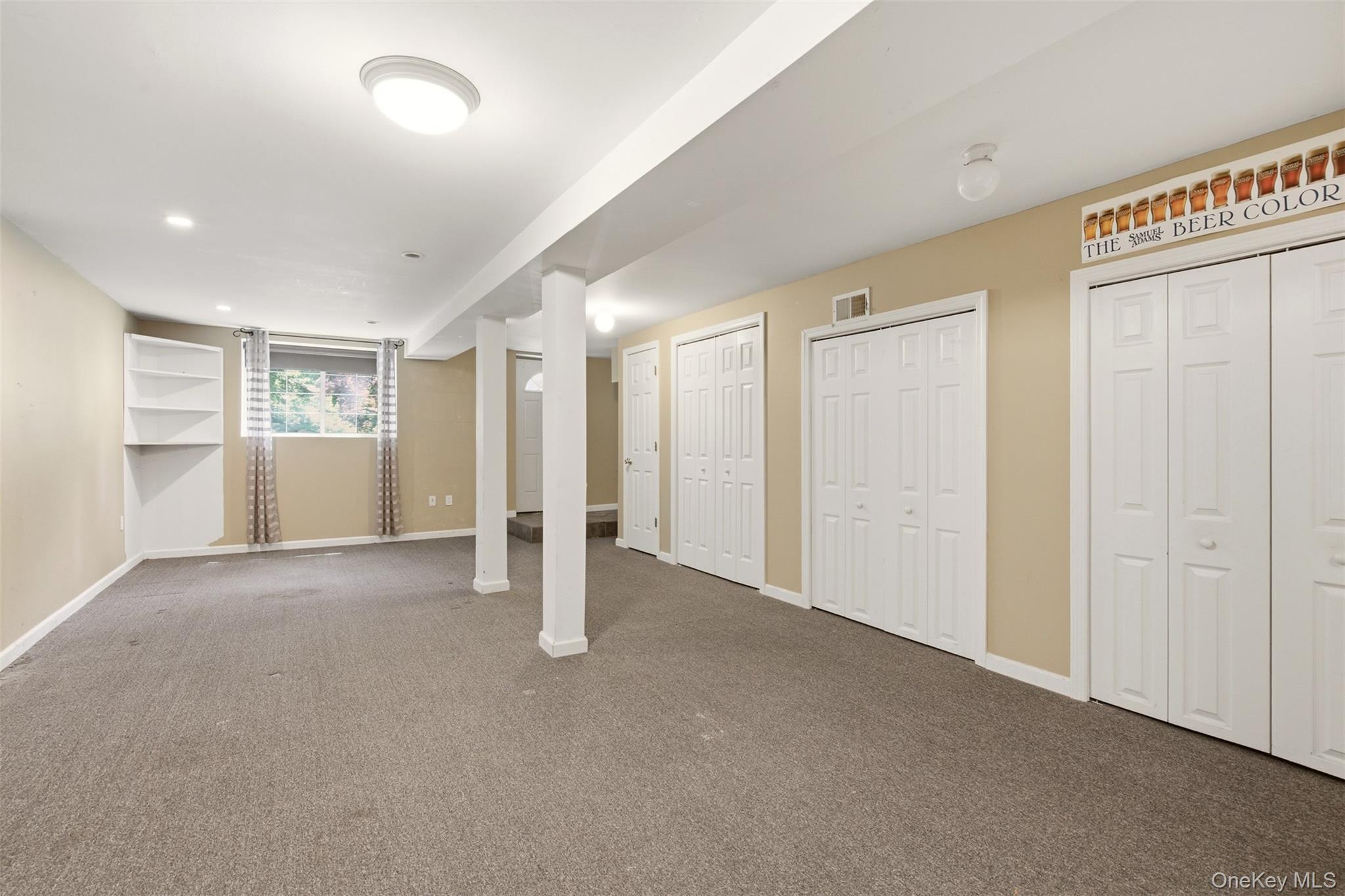 Single Family Mckinley Terrace Suffolk County, NY 11721, MLS-1013820-19