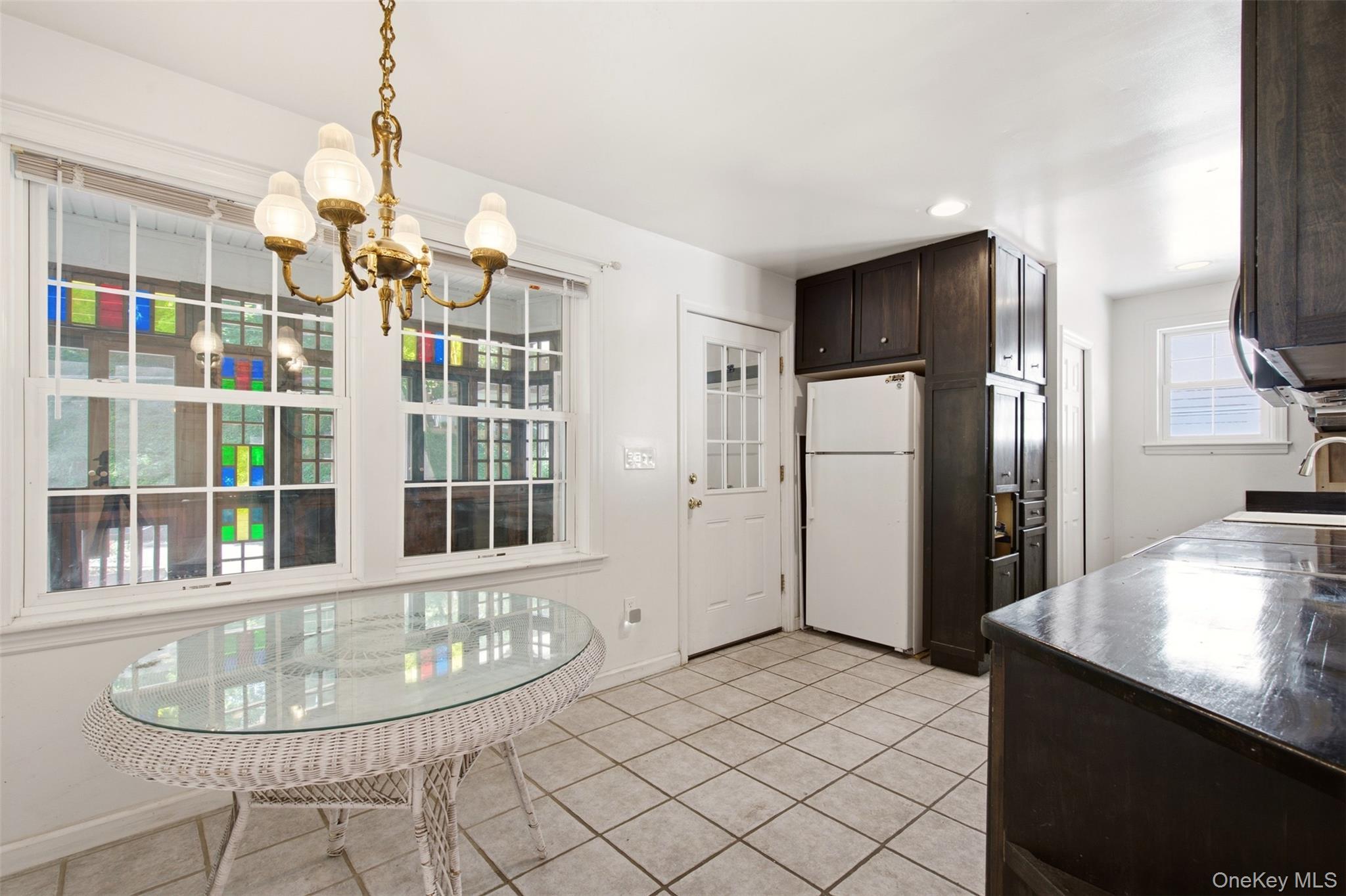 Single Family Mckinley Terrace Suffolk County, NY 11721, MLS-1013820-8