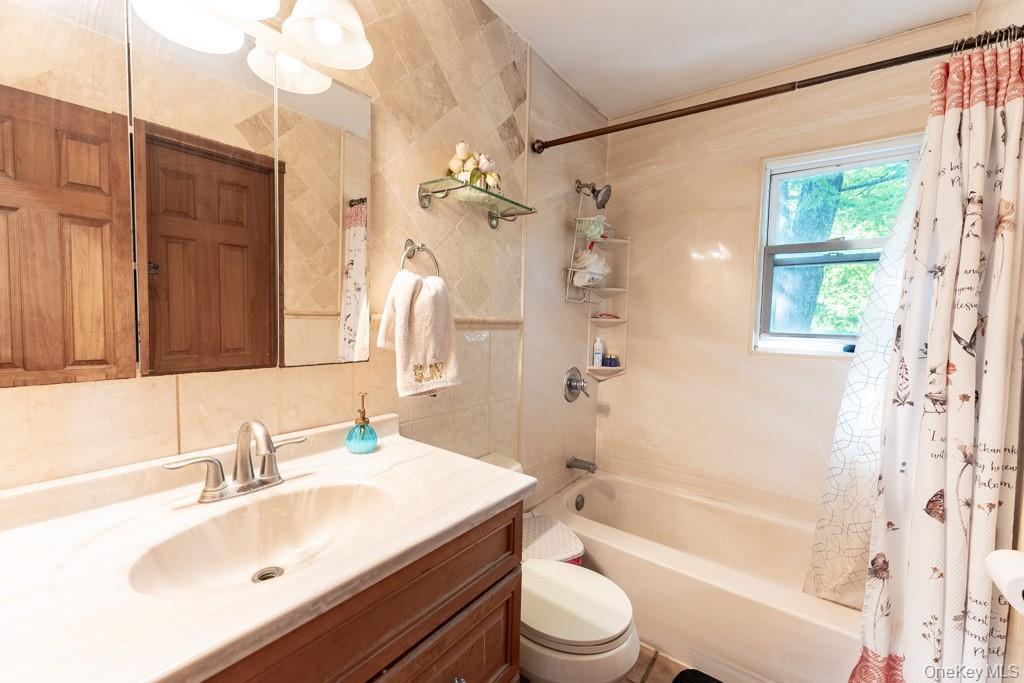 Single Family Englewood Terrace Putnam County, NY 10541, MLS-1013835-33