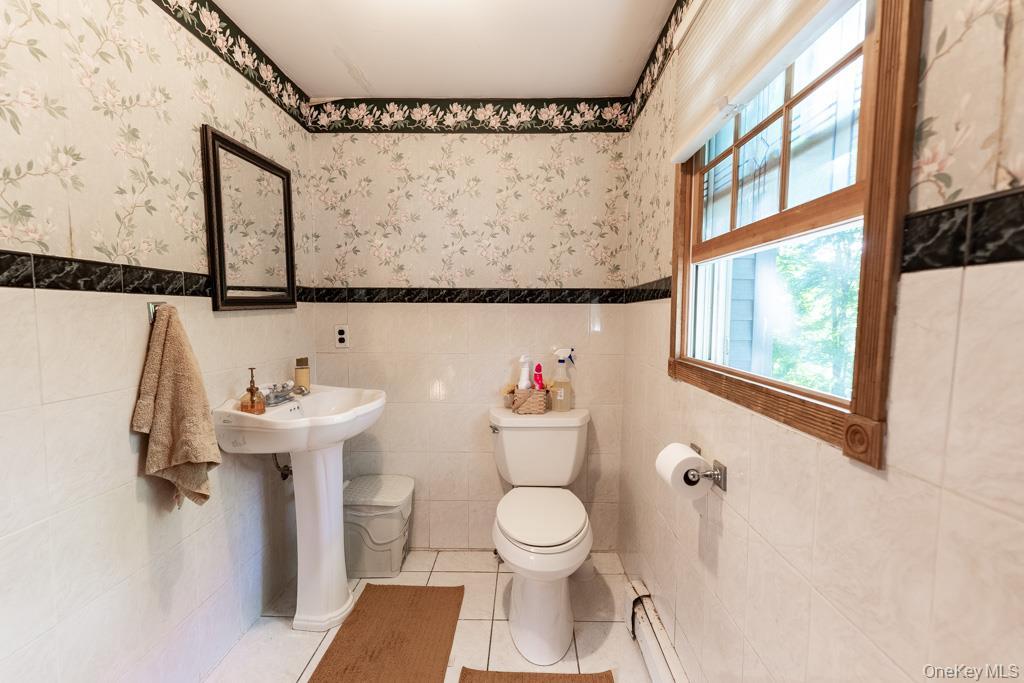 Single Family Englewood Terrace Putnam County, NY 10541, MLS-1013835-35