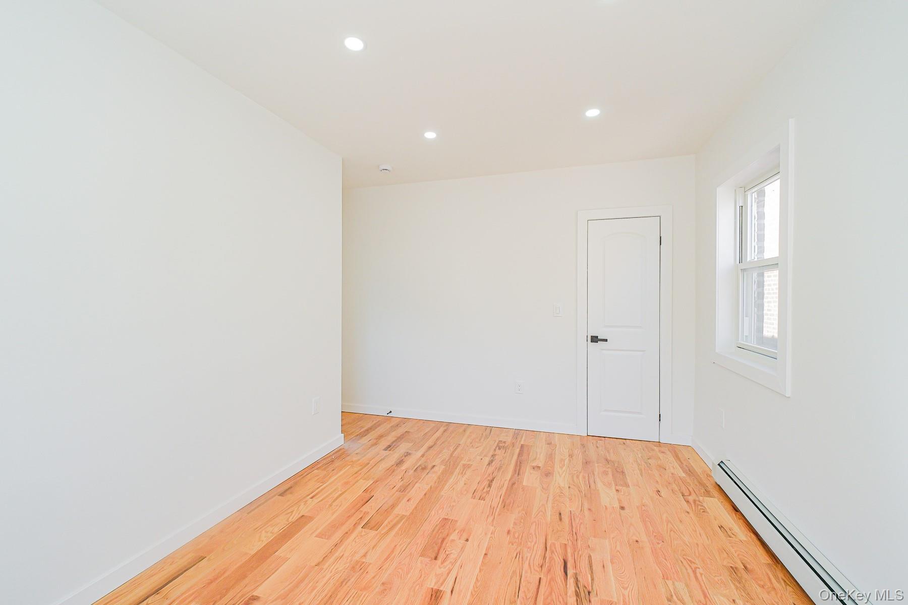 Single Family Rockaway Brooklyn, NY 11236, MLS-1013853-18