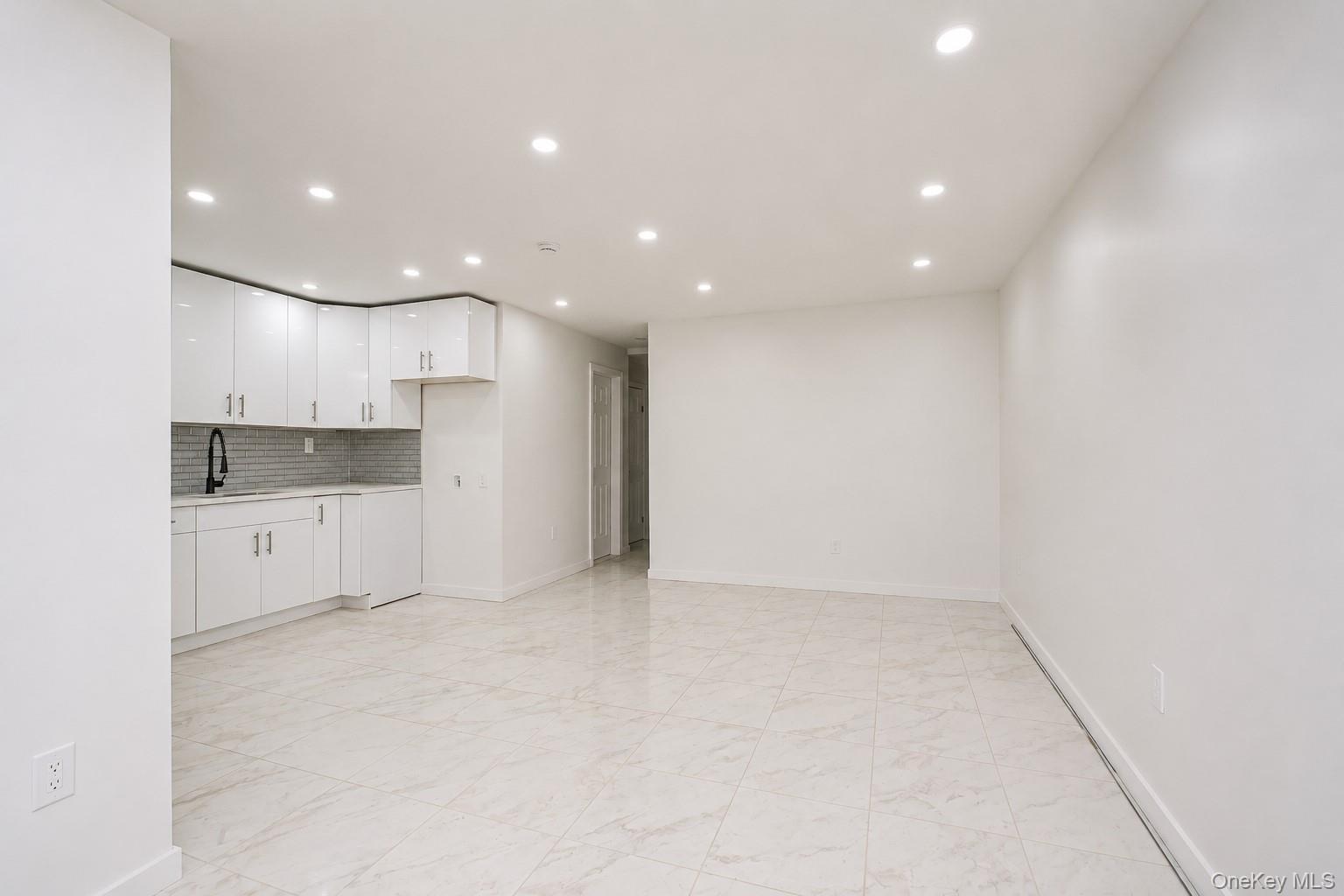 Single Family Rockaway Brooklyn, NY 11236, MLS-1013853-31