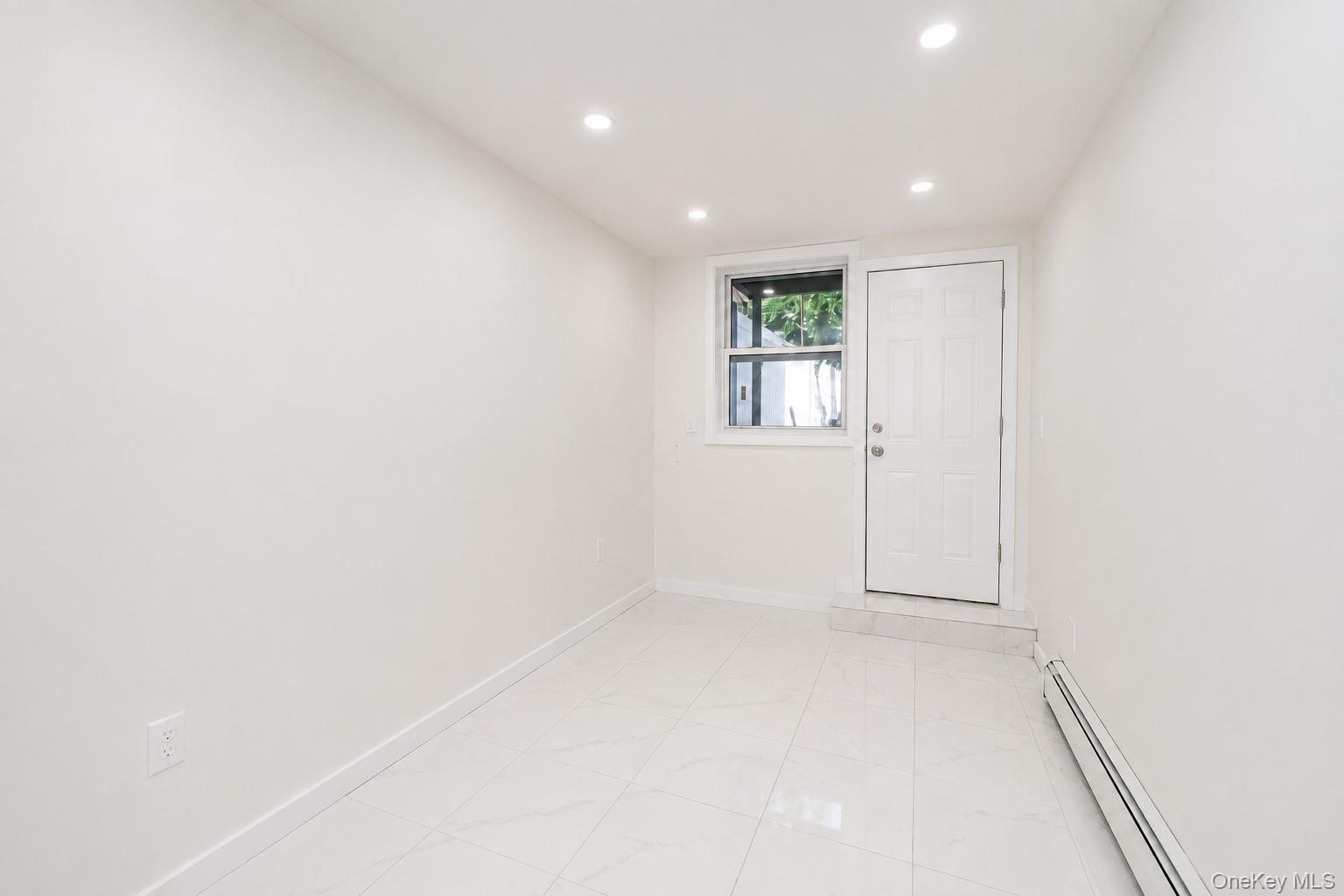 Single Family Rockaway Brooklyn, NY 11236, MLS-1013853-34