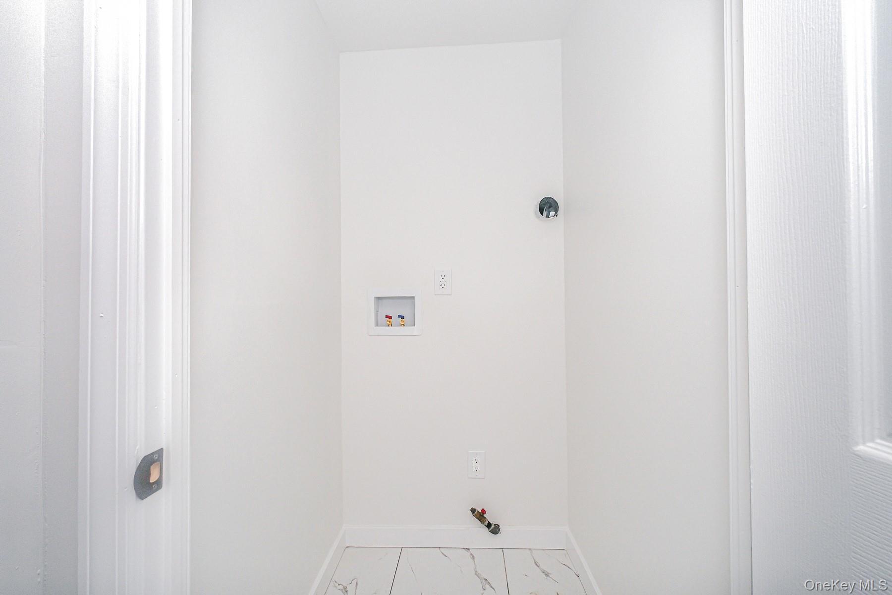 Single Family Rockaway Brooklyn, NY 11236, MLS-1013853-36