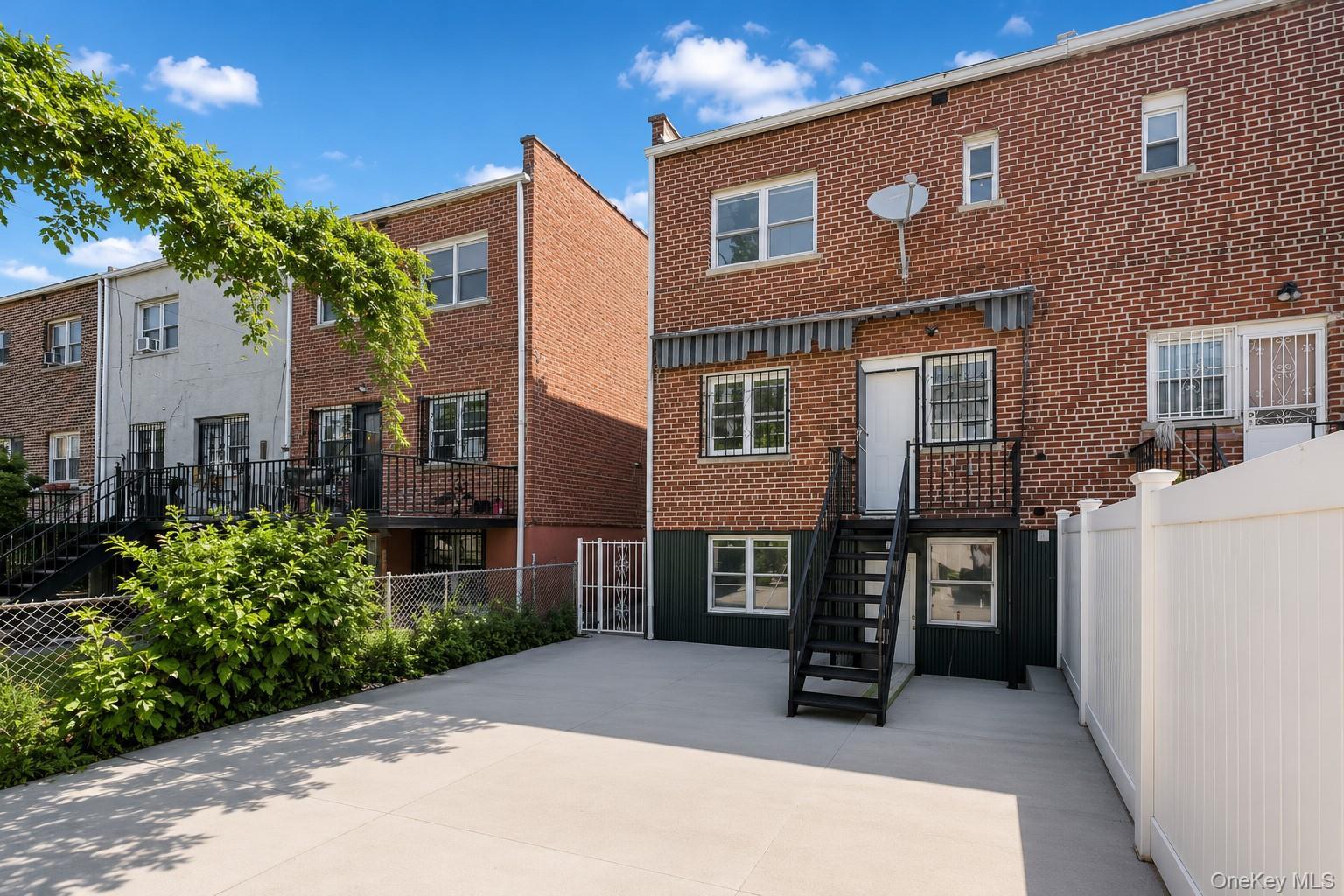 Single Family Rockaway  Brooklyn, NY 11236, MLS-1013853-42