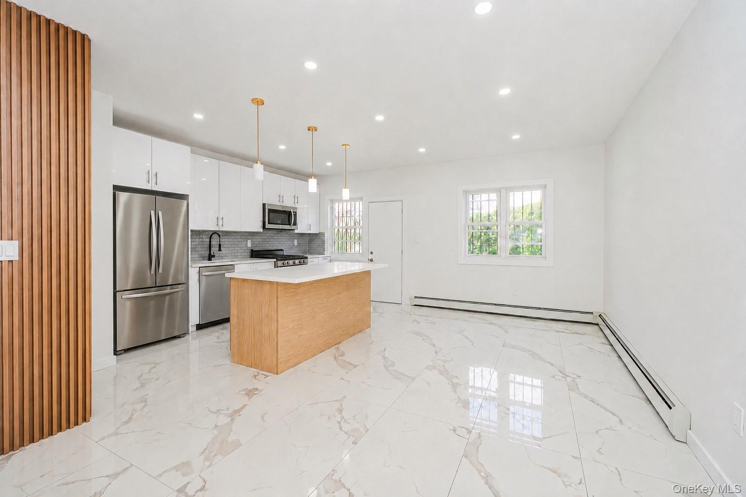 Single Family Rockaway Brooklyn, NY 11236, MLS-1013853-7