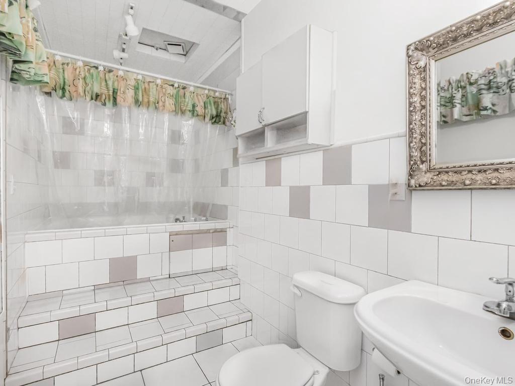 Single Family Home Bronx, NY 10456, MLS-1013869-11