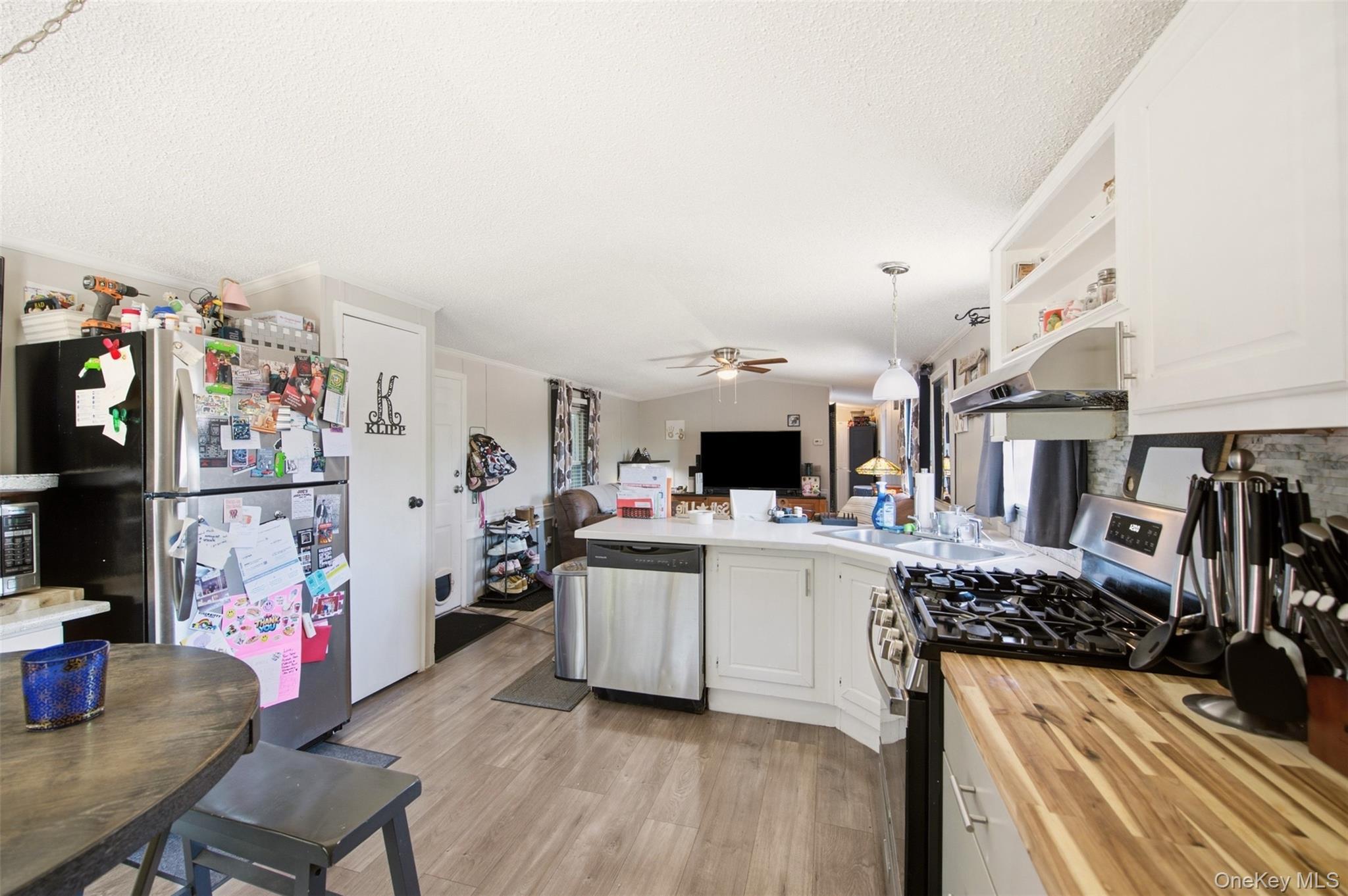 Single Family Lincoln Avenue  Suffolk County, NY 11741, MLS-1013905-15