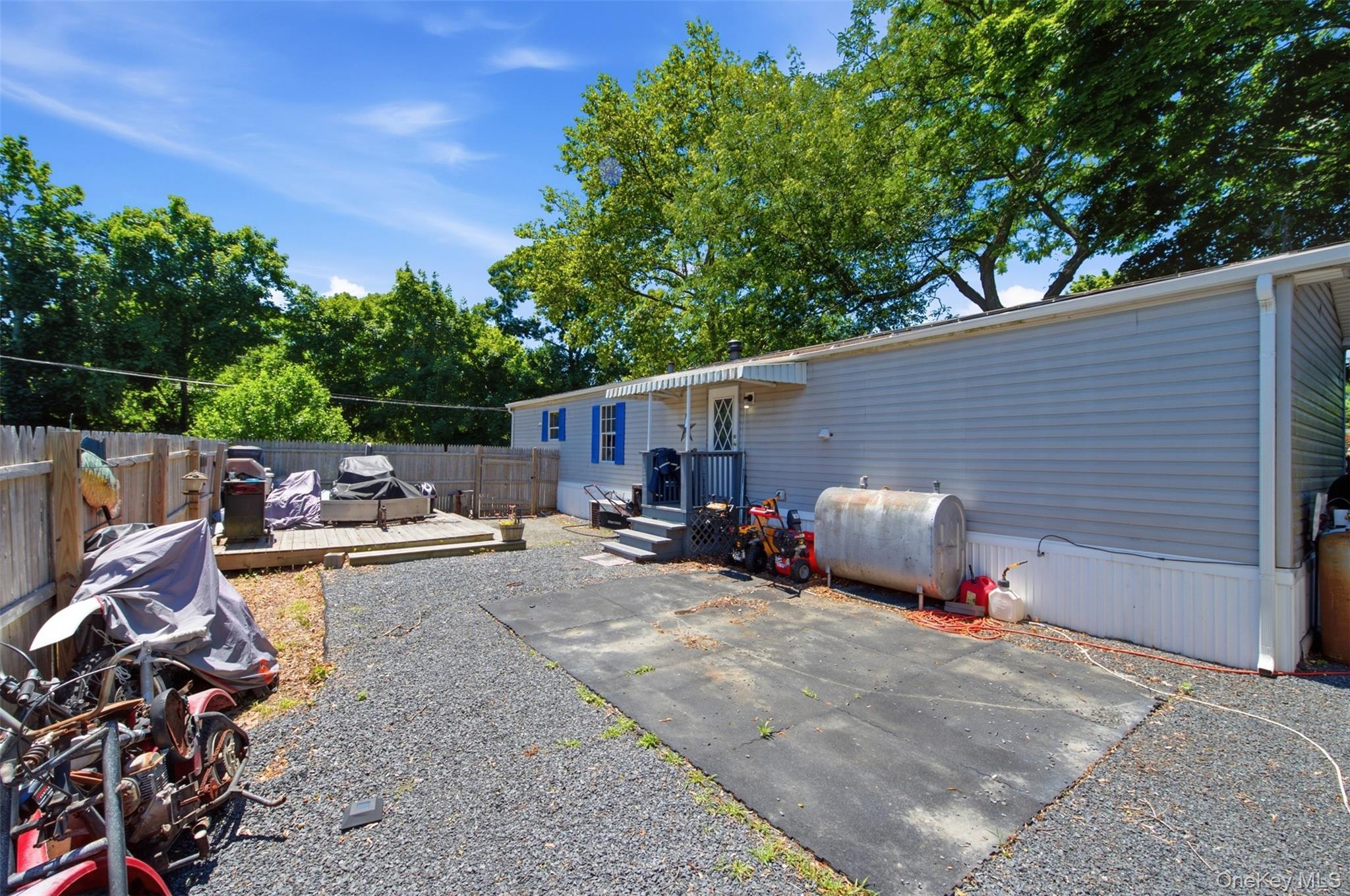 Single Family Lincoln Avenue  Suffolk County, NY 11741, MLS-1013905-25