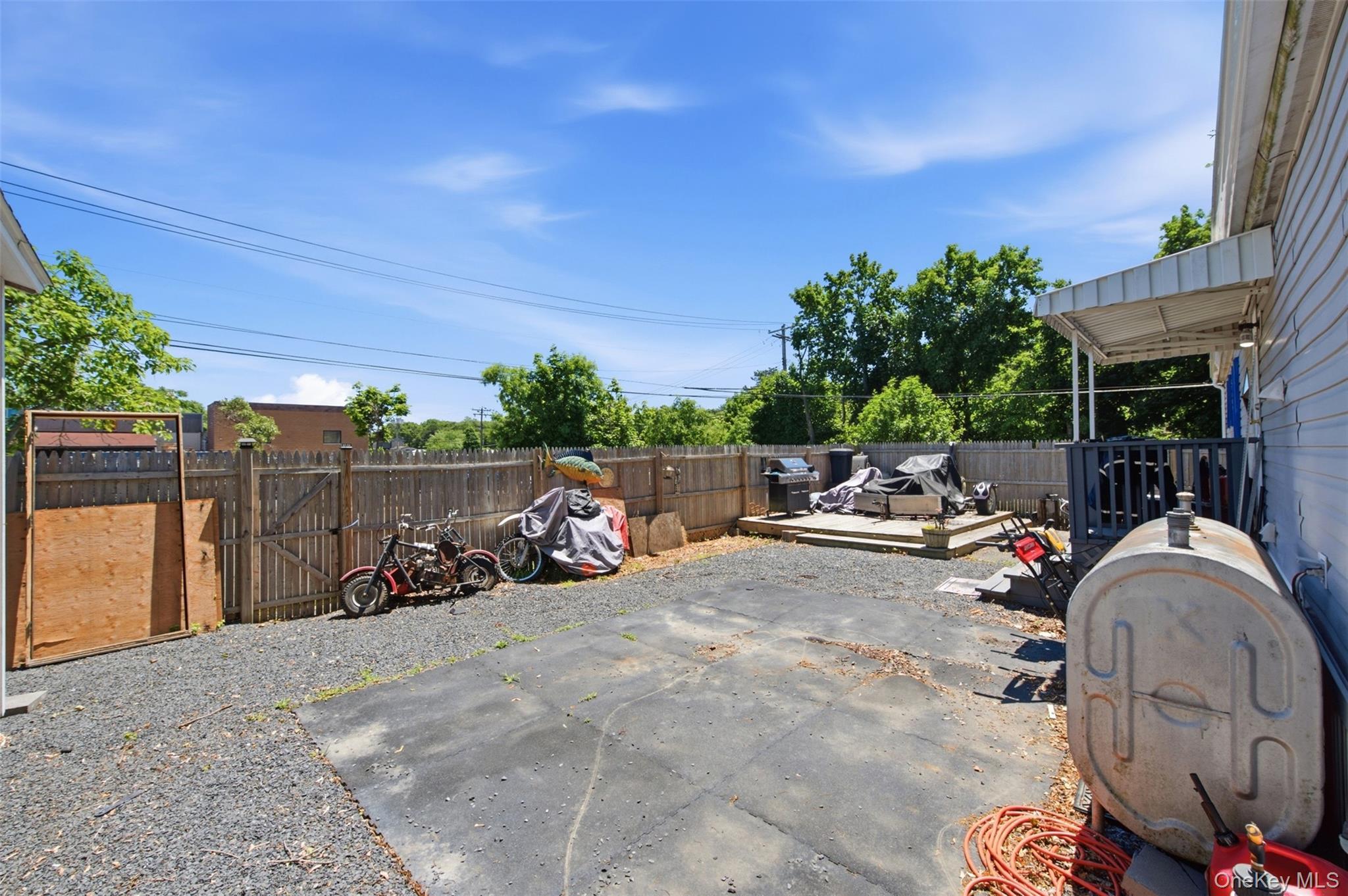 Single Family Lincoln Avenue  Suffolk County, NY 11741, MLS-1013905-26